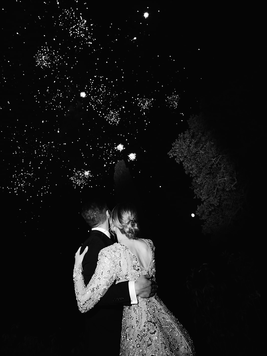 “I have no words!!!!! Been looking at them for an hour now and cant get enough 😁😁😁 thank you, thank you, thank you!!!!!! the way you see everything, every detail, the way you made sure everyone is seen and heard, the way you understood our humor without knowing our language and the way you made us feel!!!!!! couldnt be happier that we chose you omg really im so thankful ❤️❤️❤️❤️❤️❤️❤️❤️❤️❤️❤️”
Im also so thankful this is my job 🥹🥹🥹