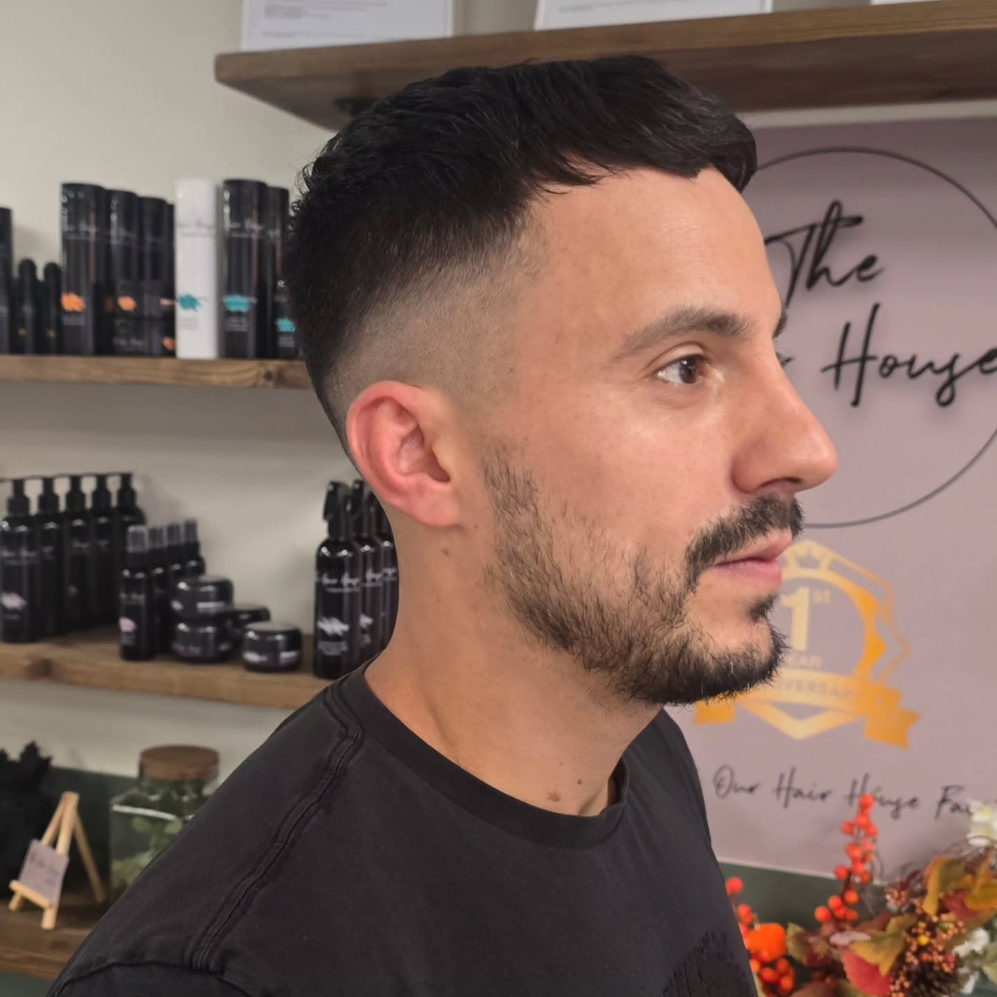Fresh fade from Head Stylist Gabrial using Supreme Trimmers. Ready for the weekend
.
#newcastlehairsalon #thehairhouse #barbershop #barberlife #haircut #fade #barberlove #barbering #menshair #barbers #barberstyle #barbergang
