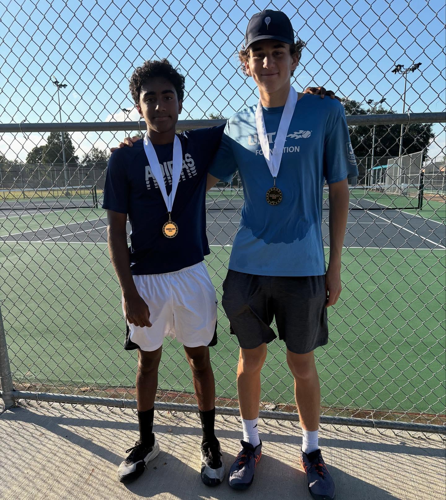 Congratulations to Vance and his partner for placing 3rd in this weekend’s L5 18U tournament in Houston! Great work team! 👏
#DallasNJTL #TeamExcellence