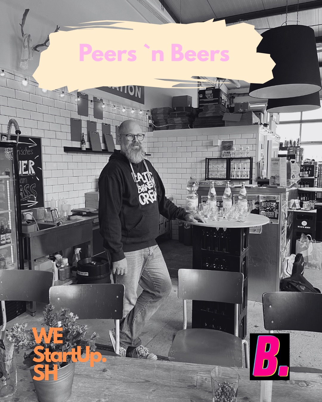 🍺 Peers `n Beers – Braukurs bei Baltic Beer
In einer coolen, industriellen Location mit Studio-Flair und familiärer Atmosphäre durften wir (eine gemischte Gruppe aus Unternehmerinnen, gründungsinteressierten Frauen und weiteren Power-Frauen) beim Braukurs mit Martin von Baltic Beer am 09.10. selbst Hand anlegen.
Mit viel Leidenschaft zeigte uns Martin, wie aus nur vier Zutaten – Wasser, Malz, Hopfen & Hefe – echtes Bier entsteht. Denn in Deutschland sind ausschließlich diese Zutaten erlaubt, ansonsten darf man das Getränk nicht „Bier“ nennen. Wir starteten mit Wasser und Malz, probierten den ersten Ansatz (ein bisschen „Wiese“, ein bisschen Heimat 🌾) und lernen: Bis zum fertigen Bier dauert es 4–6 Wochen.
Hopfen wirkt übrigens antiseptisch und beruhigend – das erklärt das entspannte Feierabendbier ;)
Zum Abschluss verkosteten wir zwei helle Biere – eines zitronig-frisch, das andere fruchtig nach Grapefruit. Ein rundum gelungener Abend voller Austausch, Wissen & Genuss! 🍻 #westartupsh #beer #brewery #female #entrepreneurship
___________________
EXISTWomenSH ist eine Kooperation zwischen dem @zfe_kiel - Zentrum für Entrepreneurship der Christian-Albrechts-Universität Kiel und der @muthesiuskunsthochschulekiel, der @startup.bridge der Fachhochschule Wedel, dem @gruendercube des Hanse Innovations Campus Lübeck und WEStartUpSH des Jackstädt-Zentrum der Europa-Universität Flensburg @uni.flensburg @dock1_fl @startupsh_now @hochschuleflensburg @kieluni Gefördert vom Bundesministerium für Wirtschaft und Klimaschutz (BMWK)