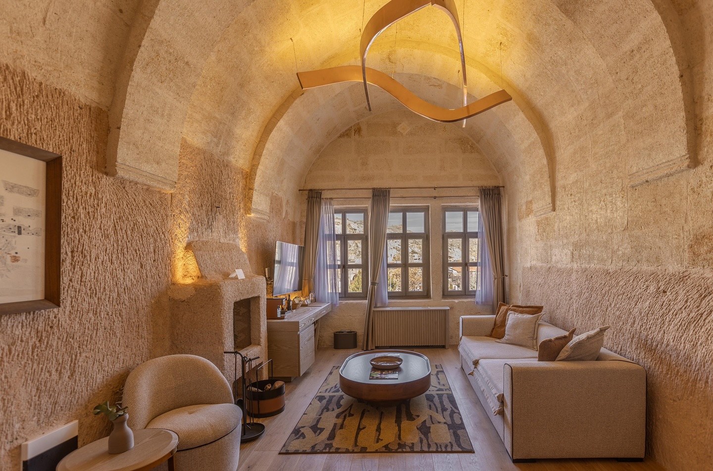 Interiors that echo Cappadocia’s curves with sinuous light, carved textures, and spaces that feel both timeless and of the land.
Designed by Efe Aydar, this vision of local artistry has now been recognized globally as @archdigest names Avantgarde Refined Caves of Cappadocia one of their 2025 Great Design Hotels.
#avantgarderefined #cappadocia #urgup