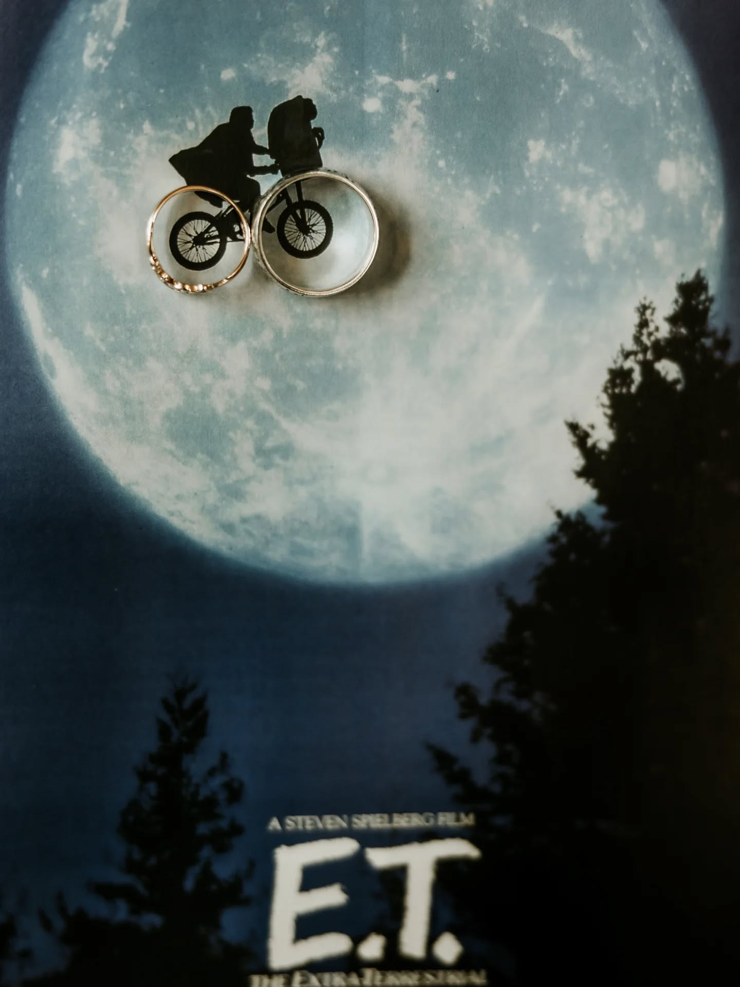 👽💍
.
.
.
#weddingphotography #weddingdetails #creativeweddingphotography