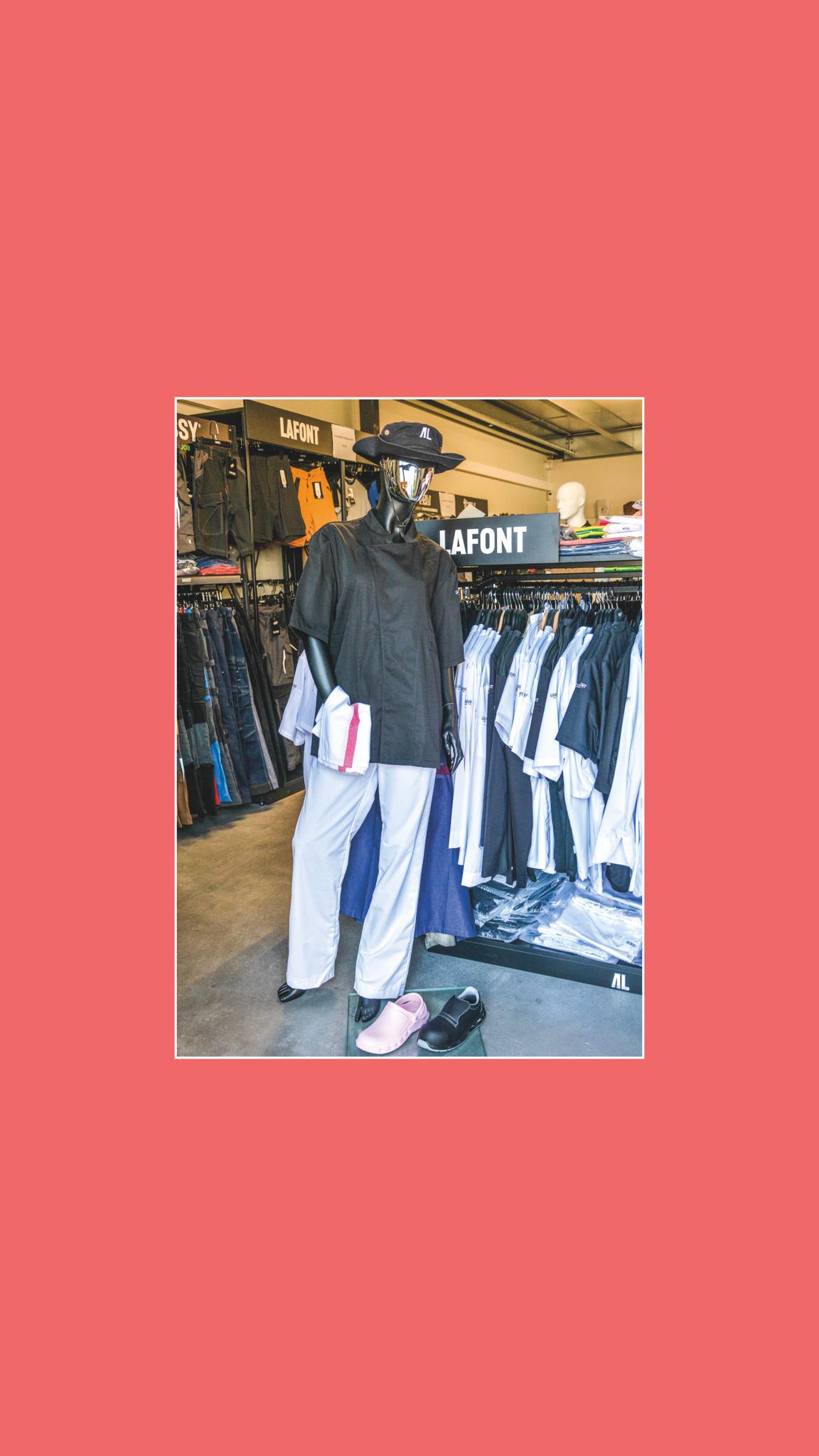 👷♀️ Tenues de Travail : bien équipé, bien accompagné @tenuesdetravail40
Depuis Mées, cette entreprise familiale habille pros et particuliers avec des tenues de qualité, adaptées à chaque métier. Du bricoleur du dimanche à l’industriel, tout le monde y trouve son bonheur — confort, sécurité et style inclus ! Bonus : Éric, Nathalie et Charline viennent même jusqu’à vous avec leur vestiaire mobile pour des essayages sur place 👌
👉 À découvrir dans le Slowly Dax #14, disponible en ligne et chez vos commerçants préférés !
#slowly #slowlymag #landes #dax #tenuesdetravail #epicenter #artisanat #securite #proximité