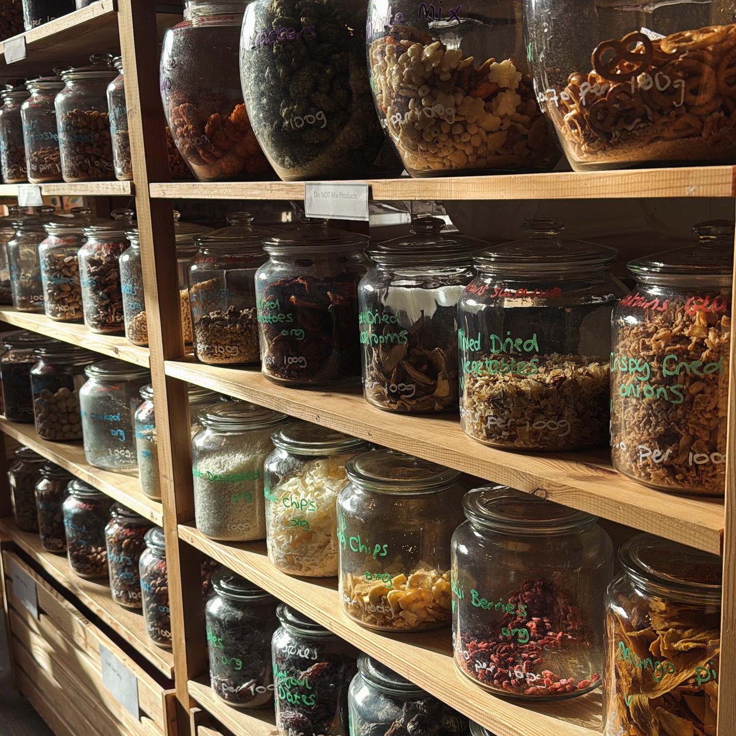 ☔️Half term starts here! ☔️
If your cupboards are looking a little empty after the weekend, pop in for a top up – from cereals and snacks to cleaning and laundry refills.
Simple, sustainable shopping made easy (and fun for little helpers too) even when it’s raining!
#HalfTermAtZilch #ZeroWasteLiving #ShopLocal #RefillRevolution #EcoLiving #ZilchZeroWaste #KentRefills