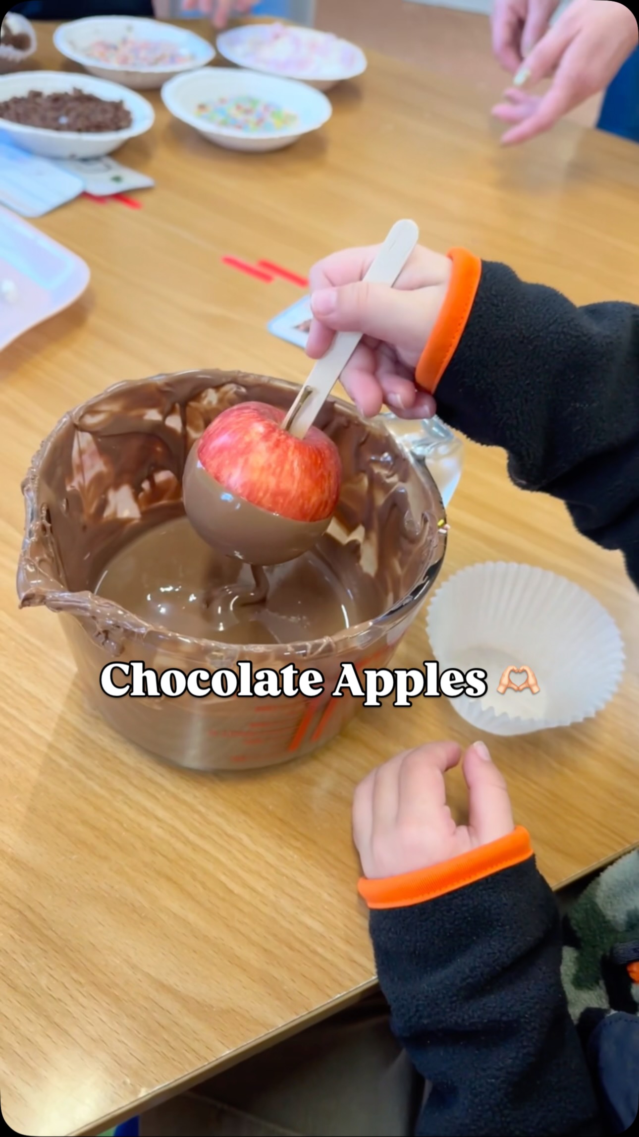 Thanks so much to our PGA for a fun-filled activity across the whole school today! Each class enjoyed dipping apples in chocolate and decorating with a fine selection of toppings 🤩
#chocolateapples #decoratingapples #halloweenactivities #parentsandguardiansassociation #schoolcommunity #funintheclassroom #partnershipwithparents