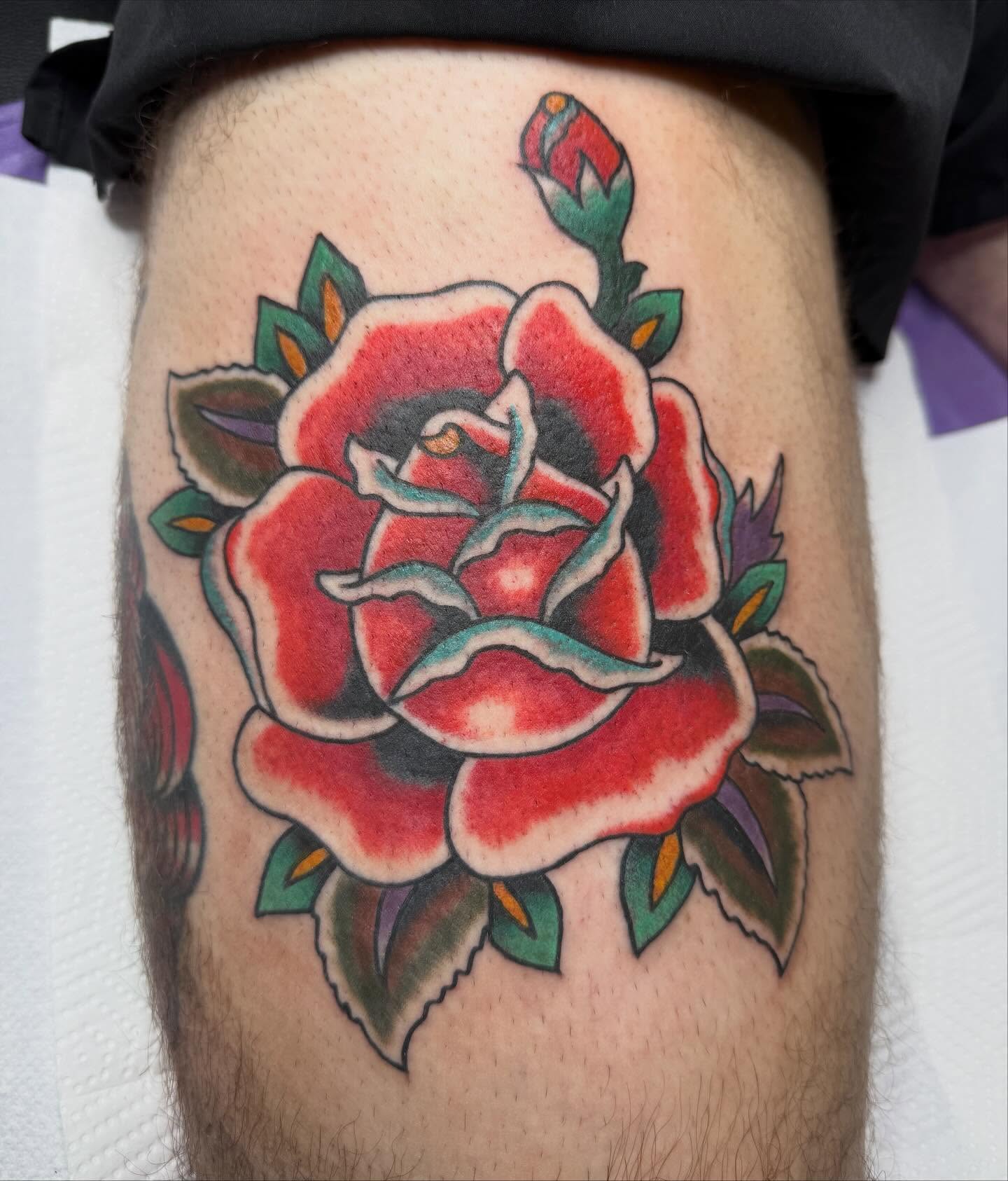 Dump of some stuff from last week, plus the best pizza I’ve had in a minute. Wanna get tattooed? Shoot me a DM of your idea, placement, budget, and we’ll find a day to do it! Book yours now for November/December 🫵
•
#traditionaltattoos #americantraditional #dentontattoos #traditionalcolortattoo #dentontattooartist #dfwtattoos #dfwtattooartist #tattoos