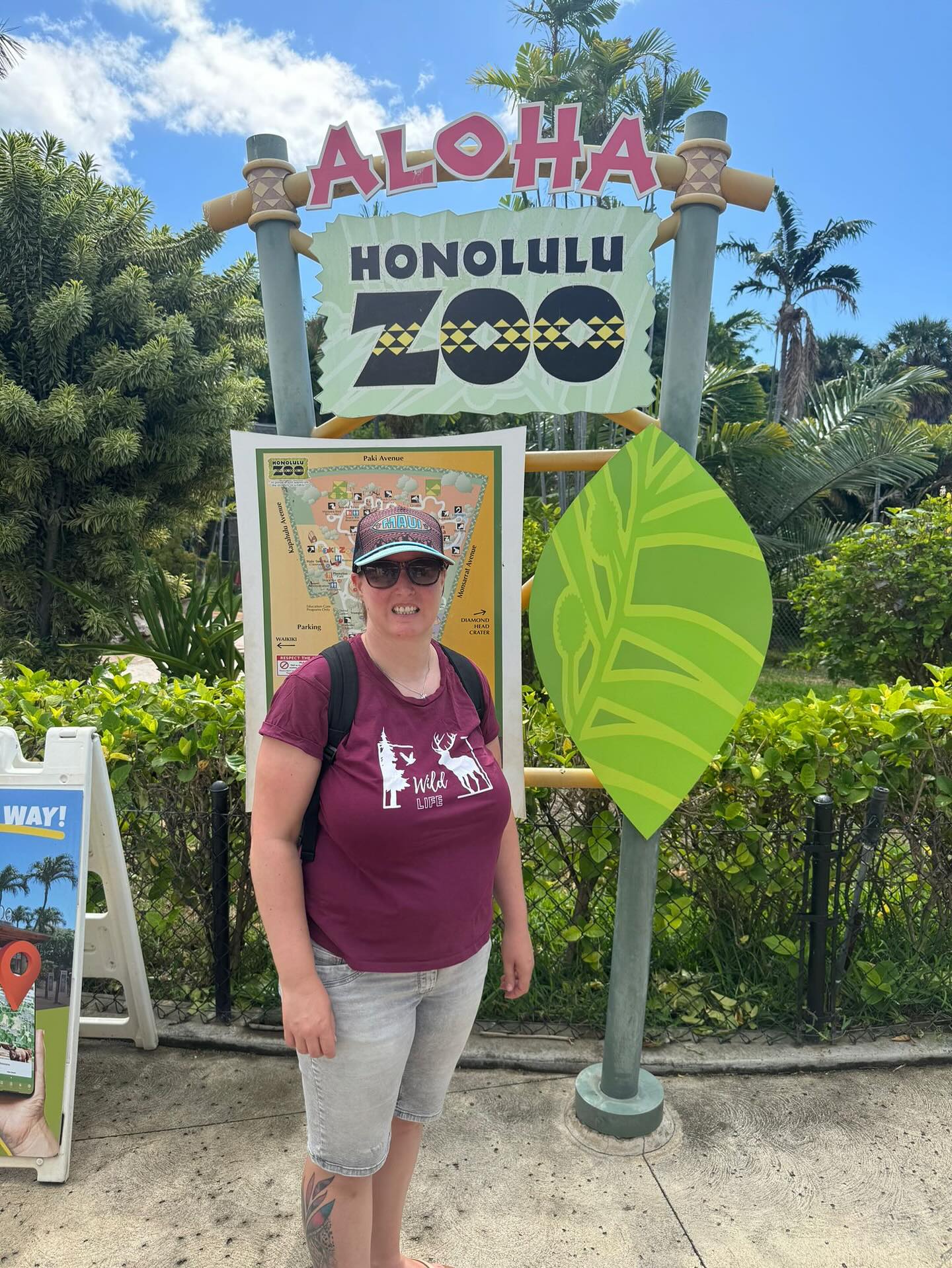 Werbung, Das Wild Life Shirt macht auch im Zoo von Honolulu eine gute Figur 🌺☀️🦌 #zoo #wildlifedesign #design #wildlife #wildandfree #zoohonolulu #wildtier #tshirt #tshirtdesigner www.wildlife-design.ch