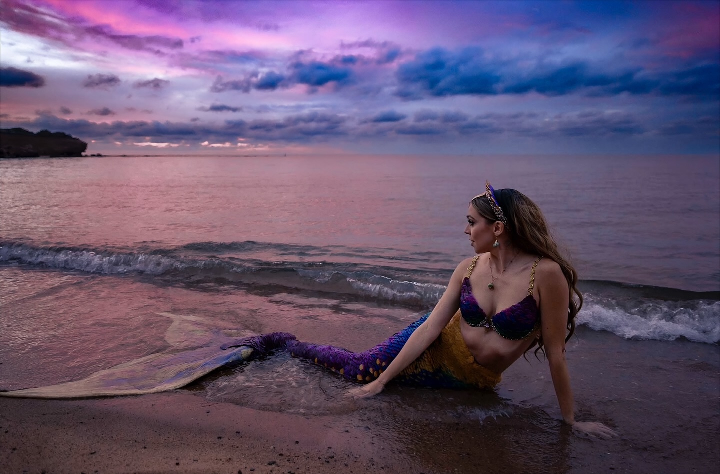 Anyone else finding themselves really appreciating sunsets recently? 🌅🌊🌞
Photo by the lovely @beccajanephotography.com.au
#MermaidTarielle #RealMermaid #MermaidCore #MelbourneMermaid #SydneyMermaid #BrisbaneMermaid #ProMermaid #MermaidMagic #MermaidObsessed #MermaidSunset #MermaidBeach