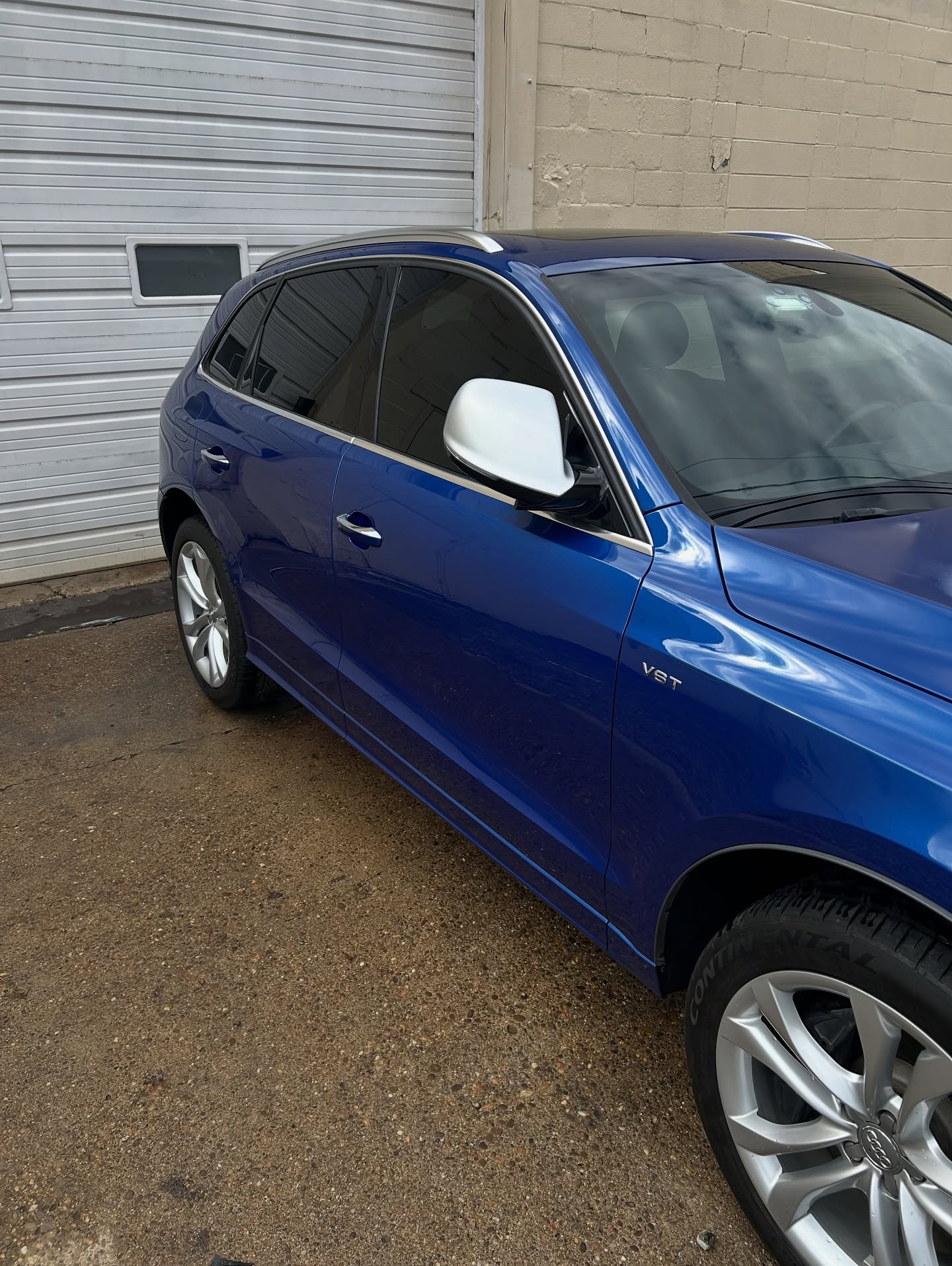 Get protection from the winter with our fall special!
BugzAutoDetailing.com