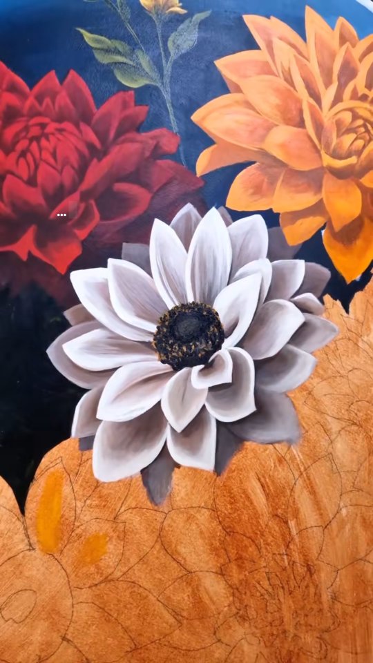 From blank canvas to blooming flower 🌸✨ Watch every layer build, every detail pop, this one’s for anyone amazed by the magic of painting. 🎨
#painting #artwork #artistsoninstagram #instaart #paintingprocess #paintingoftheday #acrylicpainting #canvasart #artlover #artlovers #creative #colour #flowerart #artofvisuals #artoftheday #artistsofinstagram