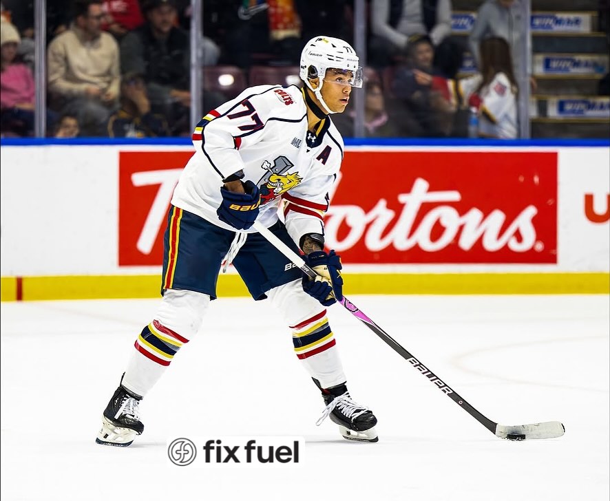 Fueling the @barriecoltshockeyohl 🏒🐎💪🏼
Proud to officially partner with the Barrie Colts Hockey Club - keeping their players fueled up with real, whole food energy from Fix Fuel Bars. No preservatives. No junk. Just clean fuel for game time and recovery.
#fixfuel #GameTimeFuel #BarrieColts #OHL #WholeFoodEnergy #EatCleanPerformBetter #RealFuel