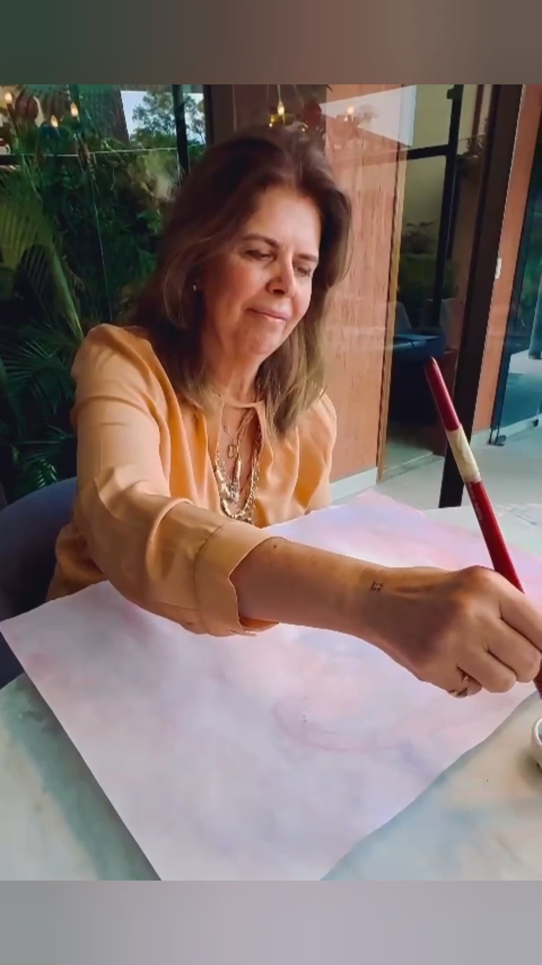 🎨 O Congresso Antroposófico – Terapia na Arte está chegando!
De 31 de outubro a 2 de novembro, vivências, palestras e oficinas com terapeutas artísticos do Brasil e do mundo vão inspirar novos olhares sobre a arte, a saúde e o autoconhecimento.
👉 Aberto ao público!
Não é preciso saber pintar ou ter experiência artística — basta o desejo de vivenciar a arte como caminho de transformação e equilíbrio interior.
📍 São Paulo – Espaço Cultural Rudolf Steiner e Teatro Paideia
📅 31/10, 01 e 02 de novembro
Inscrições e informações: WhatsApp +55 (11) 94183-7241
#AuroraABTAA #CongressoAurora #TerapiaArtisticaAntroposofica #Antroposofia #ArteQueTransforma #SaudeIntegral #Autoconhecimento