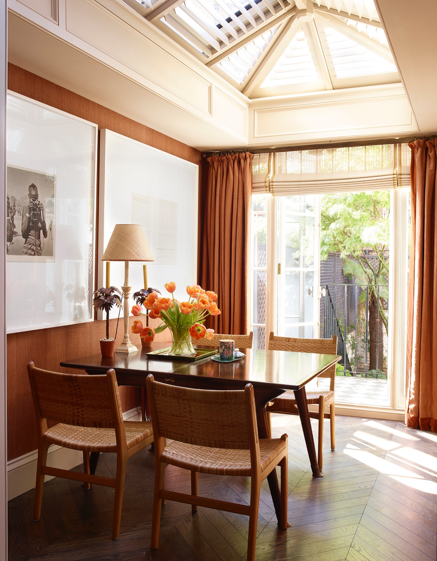 Convincing a client to decorate with burnt orange is rarely easy but always worth it
Photographed by @boz_gagovski