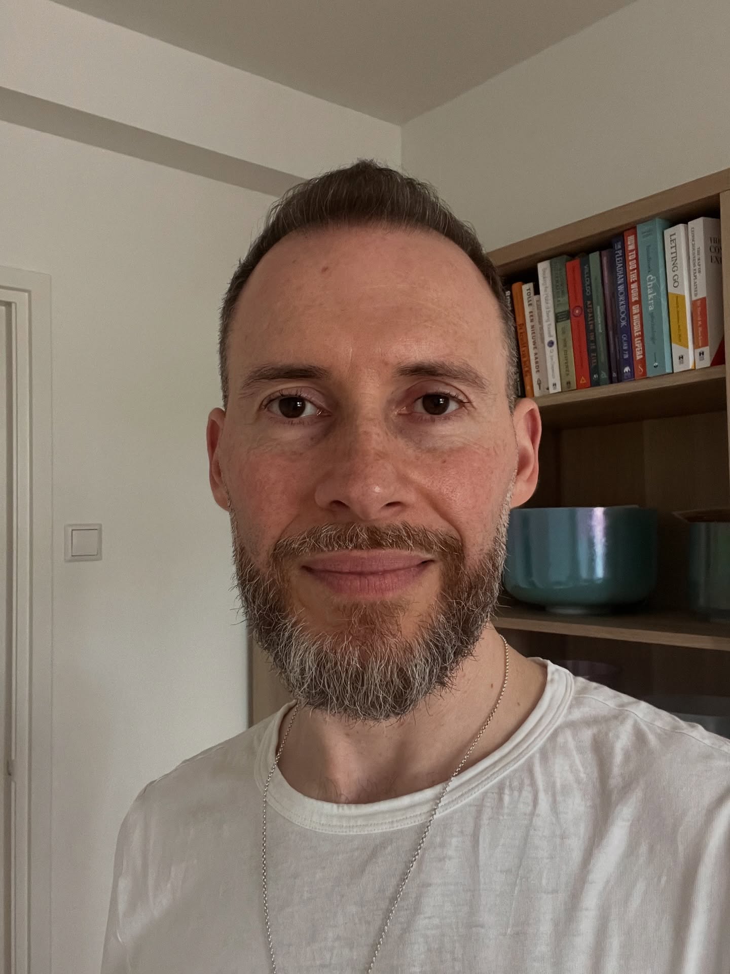 After transformational travels to Egypt and Bali I am now heading for India!
There has been a calling and longing that I will finally explore
The land of ancient cultures, mystics, gurus
Where yoga, meditation and many beautiful learnings come from
I am going to Rishikesh, the yoga and meditation capital
Located close to the Himalayas and the Crown chakra of the world in Tibet
I feel ready to go a level deeper and to fully experience what India has to offer
To live, explore, learn, meditate, sing and swim in the Ganges
During my stay I will be joining a training for the mystic learnings of the Himalayan sound healing
I will be working with new theories, techniques and instruments
Using my voice with mantras and healing frequencies
India is known to crack you open and transform you
I’m curious what it will bring me
I am ready for whatever it may be
Every place you visit has an energy that transforms you
And leaves a permanent imprint in your system
A new tuning in your vibration
I can’t wait for this next big trip🙏
And even more to return and incorporate all new learnings in my sessions✨
#studentforlife #outofyourcomfortzone #everytingisvibration #india