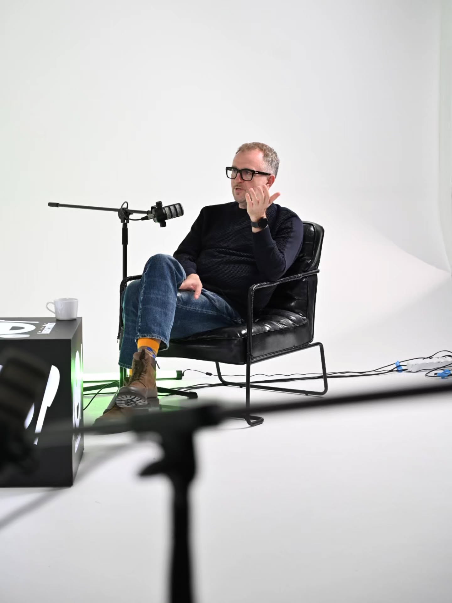 Turėjome šaunių svečių mūsų studijoje :) @chef_liutauras_ceprackas visada turi savo nuomonę ir daug patirties. Visa tai greitu metu tinklalaidėje @asociacija_laisve_rinktis
-
-
-
-
-
-
#BTS #podcaststudija #tinklalaidziufilmavimas #videostudijakaune #liutaurasceprackas #marketingas #rinkodara #filmavimas #kaunas