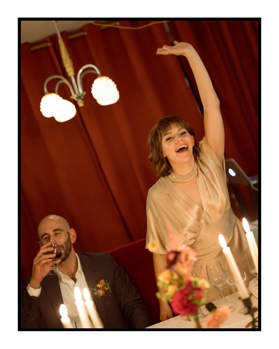 Minuit à Paris
#minuitaparis #sayido #frenchfries #caviar
Planner & designer @lafileuse_dorties
Photo @heinuipoura
Lieu @hoteldunordparis
Fleuriste @studiomaisonciero
Graphiste @twomadeonestudio
Muah @laurebaruch
Musiciens @hippolytefevre