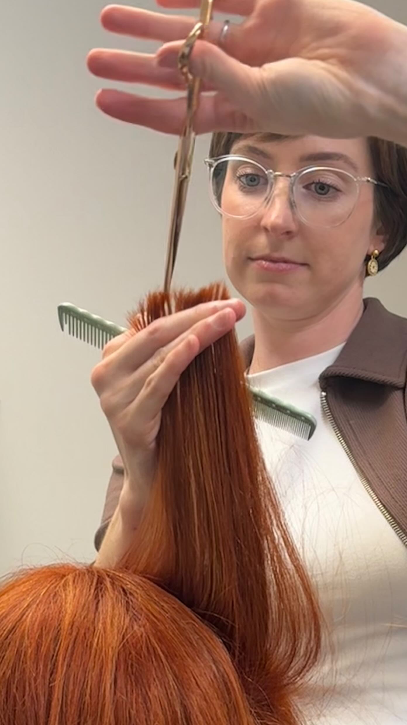 Alison💕Alison is training to be the next stylist at Pom! She is such a great addition to our team! Alison is assisting Stacia and soon she will be seeing clients on Saturdays. #pomegranatesalon #pomsalon #davissalon #pomegranatesalondavis #ucdavislife