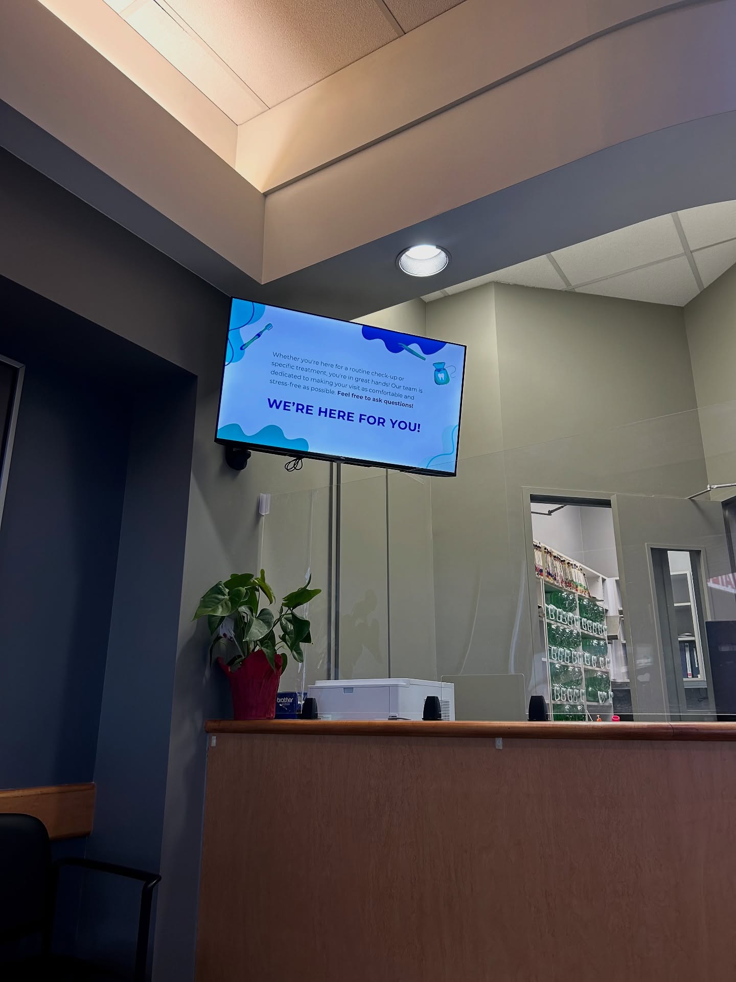 New season, new trivia! Our lobby TV has been refreshed with the 2025-2026 edition of dental trivia and tips — see what’s new next time you visit 🦷💡
#hvdc #yegdental #edmonton #dentalcare #smile