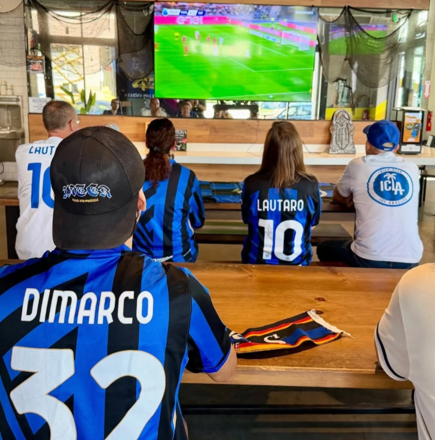 We simply can't skip it.... Thank you @paramountplus @cbssports for showing us always there for our passion that is FC Inter! @inter #nerazzurri #Siamonoi #blkblueforever