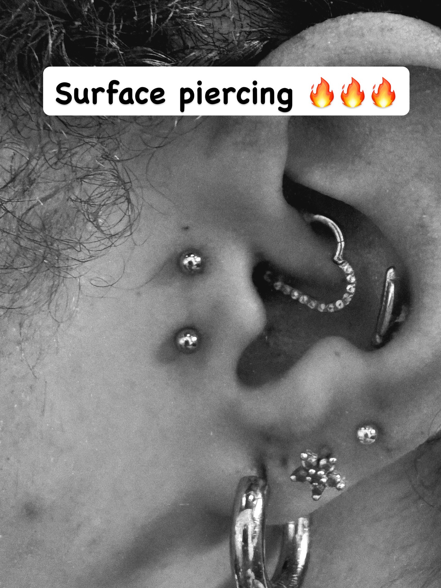 Elegant surface piercing placed near the tragus 💎
Done with high-quality medical-grade titanium implants, anodised in-house to minimise rejection and ensure the best healing.
Precision and style — only at Spiral Piercings & Tattoo.
#SurfacePiercing #TragusPiercing #ElegantPiercing #TitaniumJewelry #MedicalGradeTitanium #AnodisedTitanium #PiercingPerfection #SpiralPiercings #SpiralPiercingsAndTattoo #PerthPiercing #PerthTattooStudio #BodyPiercingArt #SafePiercing #HealedWithCare