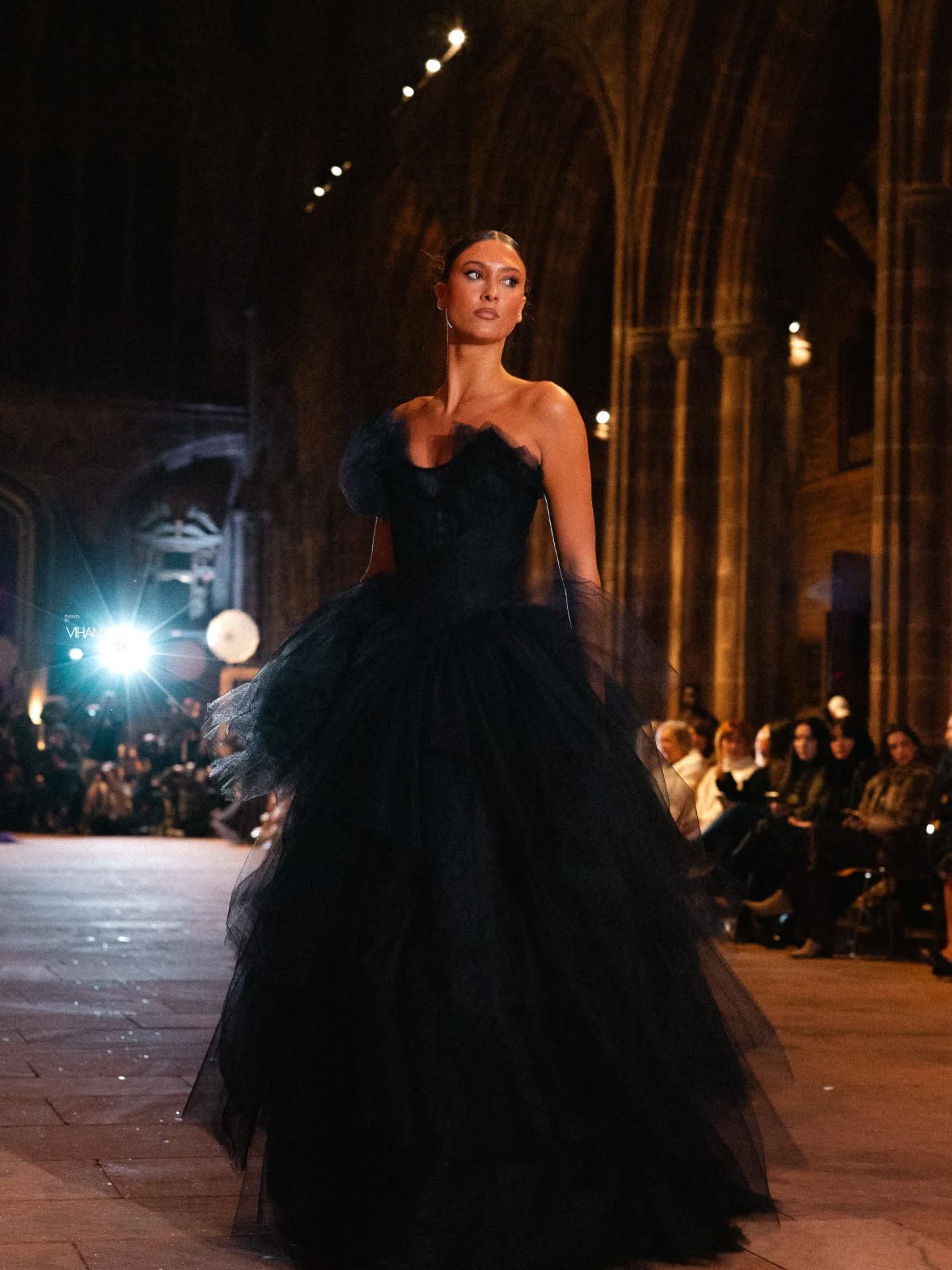 Look 1
@cheshirefashionweek at @chester_cathedral
Model @elannasmithh
Images
1 @events_by_vihanga
2-5 @kkvision__
Hair @hairby_lydia_
#cheshirefashionweek #mistycouture #bridalgown