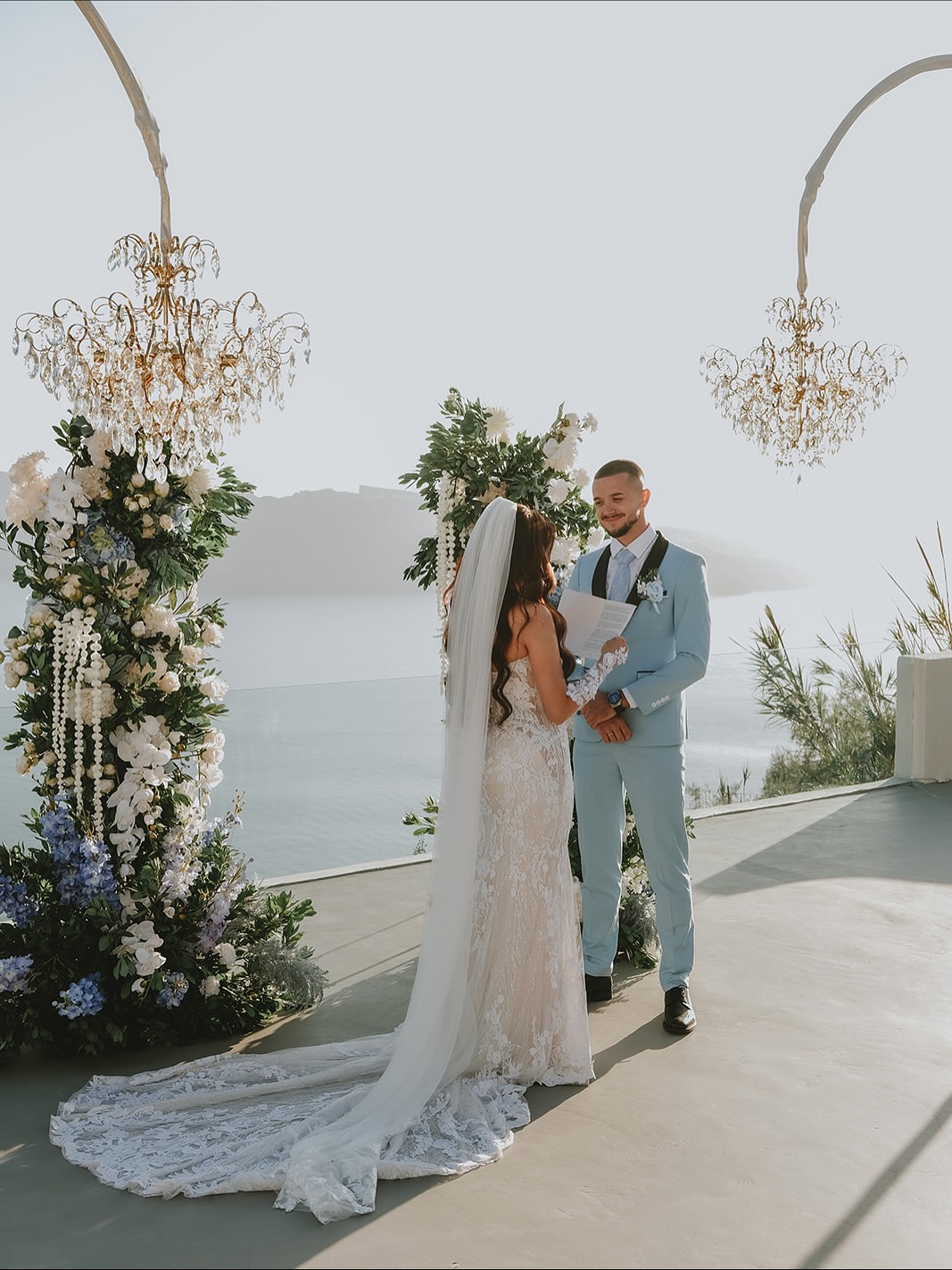 September in Santorini was pure magic ✨
Celebrating Sophia & Krisz beautiful wedding at the stunning Le Côte. It was an absolute dream.
I’m so happy and grateful to have been part of it as their wedding planner.
Huge thanks to all the amazing vendors who brought this vision to life.
Wedding planner : @angelamonawedding
Makeup and hairstylist: @juliarta.santo
Florist : @amelasantoriniflowers
Venue : @lecotesantorini_venue
Chandeliers: @santorinievents
Officiant : @szertartasvelem
Firework : @skylight_santorini
Photographer / videographer : @studio123photography
Catering: @spicy_bites_catering_rentals
Can’t wait to do it all again next year! 💕 #SantoriniWedding #WeddingPlannerLife”