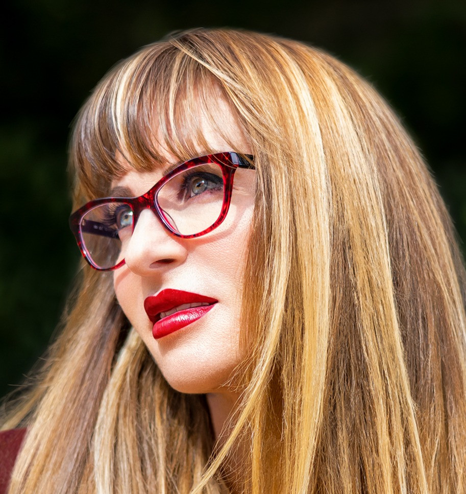 Hey, I'm Caron! Dive into my beautiful collections and discover eyewear that makes you feel wonderful when you wear them. Remember, your eyewear is the most defining accessory in your wardrobe 🌟
#eyewear #sunglasses #fashioneyewear #eyewear #neweyewear #designereyewear #caroneyewear #eyewearblogs #eyewearbloggers #opticians #independentopticians