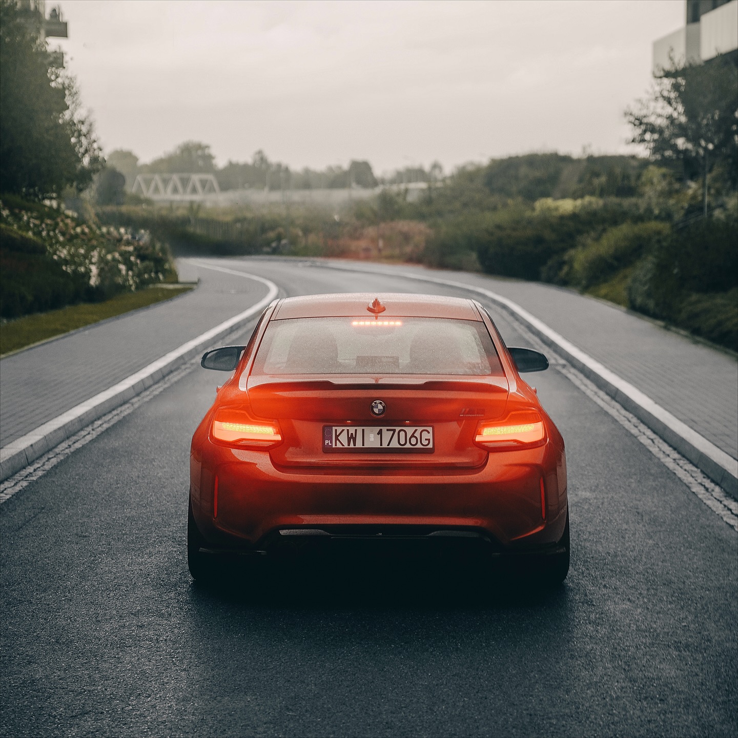 Moc, precyzja i charakter — BMW M2 Competition, które przyciąga wzrok i dostarcza czystych sportowych emocji na każdym kilometrze!
• 430 KM mocy w klasycznym układzie RWD
• Przyspieszenie 0–100 km/h w zaledwie 4,2 sekundy
• Układ wydechowy @intechperformance
• Agresywny, odświeżony design z pakietem @maxtondesign_official
Gotowy, by poczuć prawdziwe M Power?
📞 +48 790 300 339
#BMWM2Competition #BMWM2 #MPerformance #BMWPower #KrakówCars #LuxuryCarKraków #WypożyczalniaSamochodówKraków #SportoweSamochody #SuperCarsKraków #CarSpottingKraków #LuxuryCarRental #AutoPremium #NapędNaTył #MaxtonDesign #k2luxuryrent