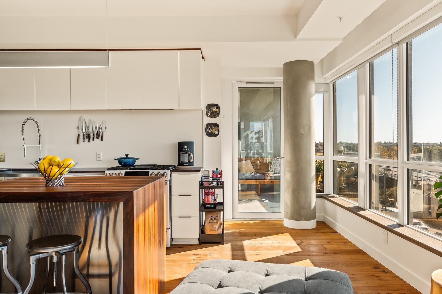 ✨ OPEN HOUSE SUNDAY ✨ A rare Inglewood find — stylish, spacious, two Titled parking stalls in a pet friendly building and just steps from the Bow River.
Come by today between 1–3 PM to explore this stunning SoBow condo, featuring custom millwork, Iron Red stone counters, 2 bedrooms, 2.5 bathrooms, two parking stalls, and concierge-level amenities. Head over to my last post for more details.😊
📍#235, 63 Inglewood Park SE (SoBow, Inglewood)
Prefer a private tour or want to explore what else is out there? 📞403-616-9687 📧 tannisbiddell@gmail.com