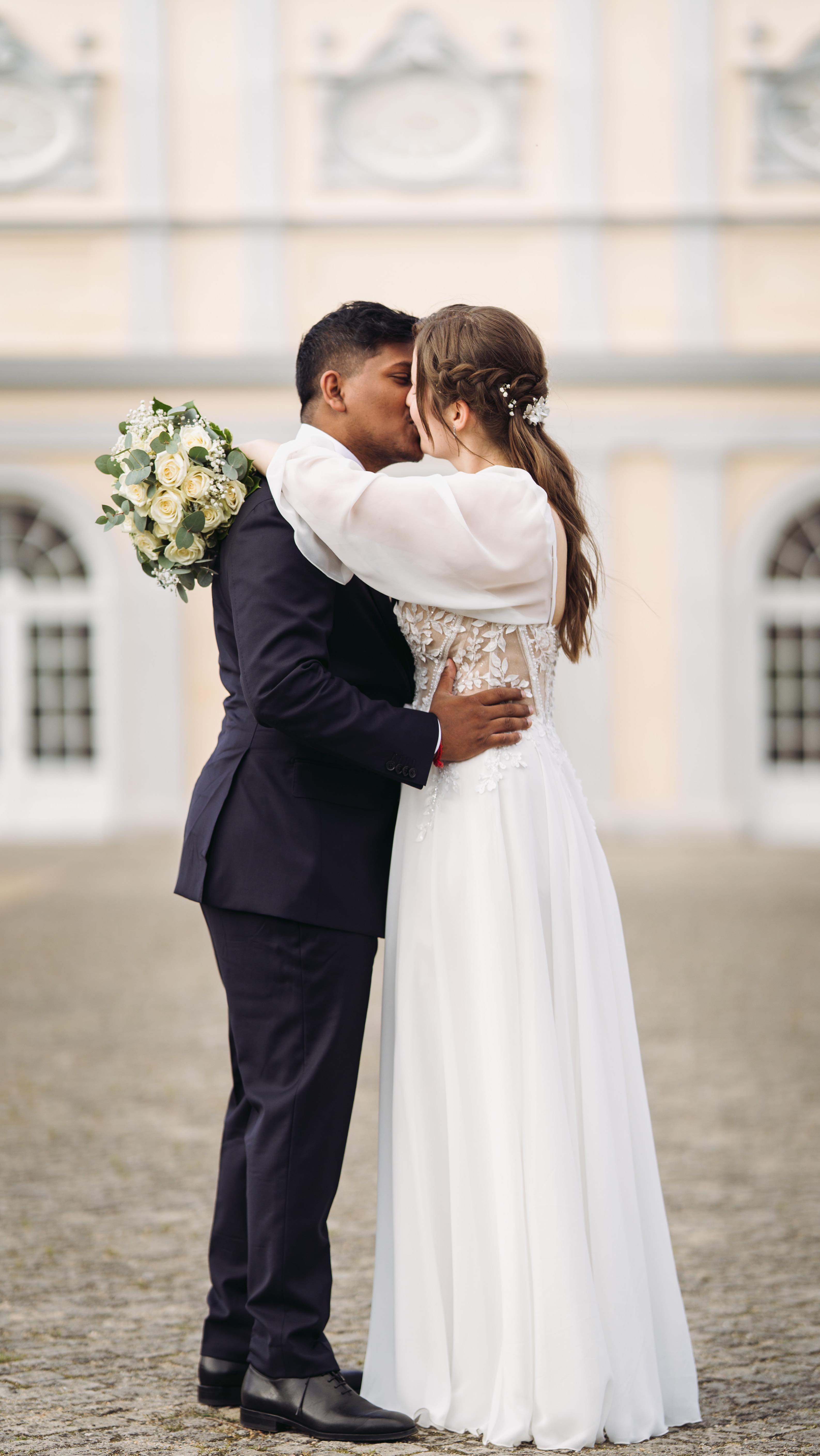 Ein kleiner Einblick in unser Brautpaarshooting mit Anja und Anusan🤍💍
•
•
•
#wedding #brautpaarshooting #hochzeitsfotografberlin #weddingphotography #justmarried #weddinginspiration #hochzeit2025 #wedding #weddinglocation