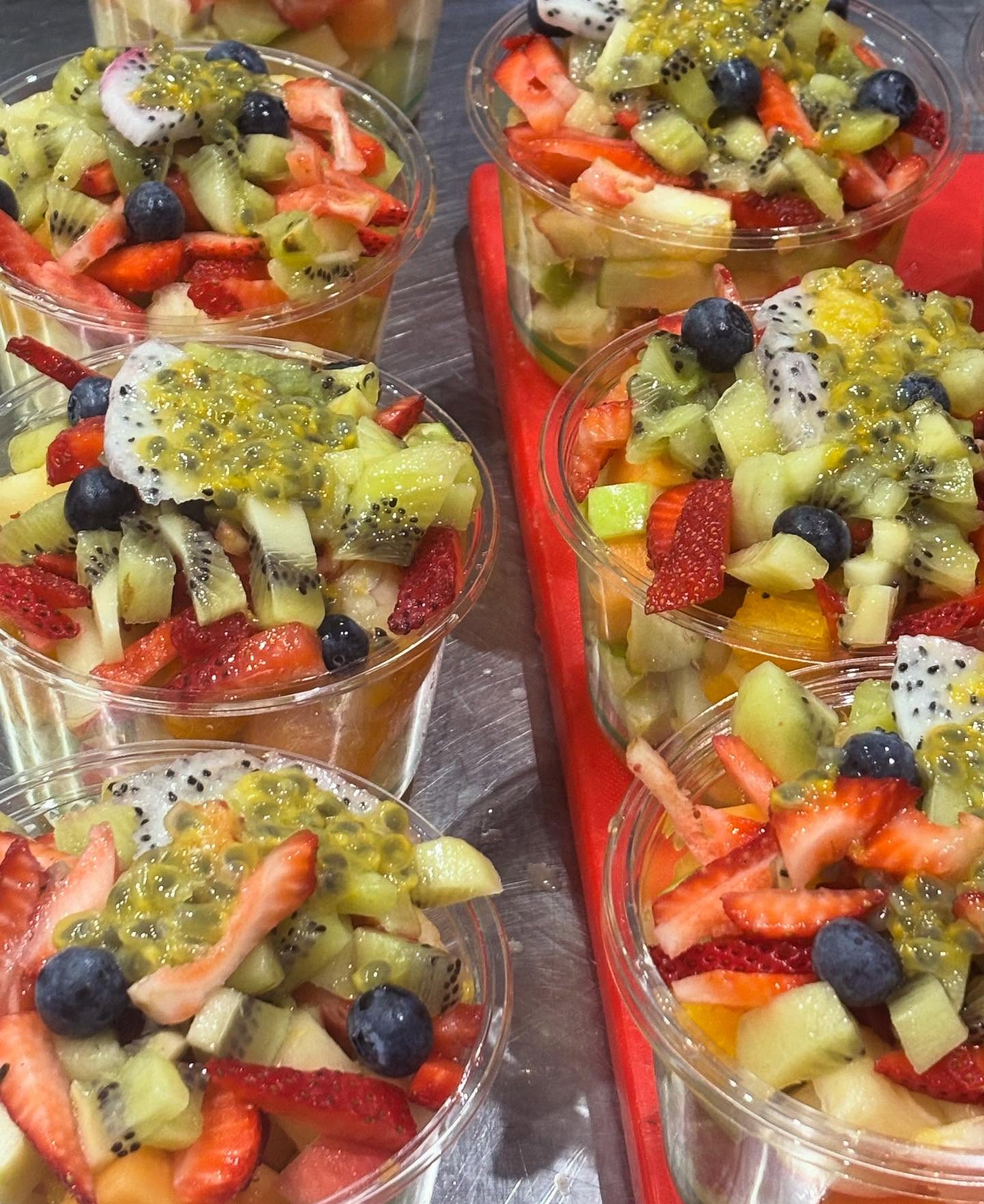 We are set up and feeling good @blackvillemarkets today! Our menu today! #markets #blackvillemarkets #theplainspantry
- Fruit Salad
- Granola Jars
- Gluten Free Quinoa salad with sweet potato, almonds, cranberries and fetta
- Pantry Gourmet Pies
- Pantry Sausage Rolls