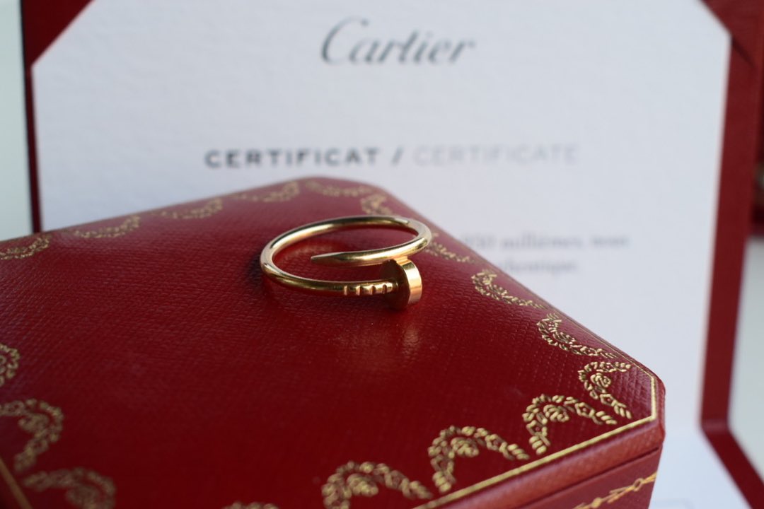 JUSTE UN CLOU RING,
SMALL MODEL
Yellow gold
Size 54
💯 Authentic
With certificate and box
For more information or purchase
Call / WhatsApp: +971 561009916
Send DM.
#Cartier #luxuryjewelry #luxurylifestyle
#cartierbracelet #authenticjewelry #dubailuxury #highjewelry #cartierlove #cartierlovebracelet #cartierlovebangle #cartierbangle #preownedcartier #usedcartier #clouring #shoppingdubai #prelovedubai #preloved #cartier #preownedluxury #preowneddubai