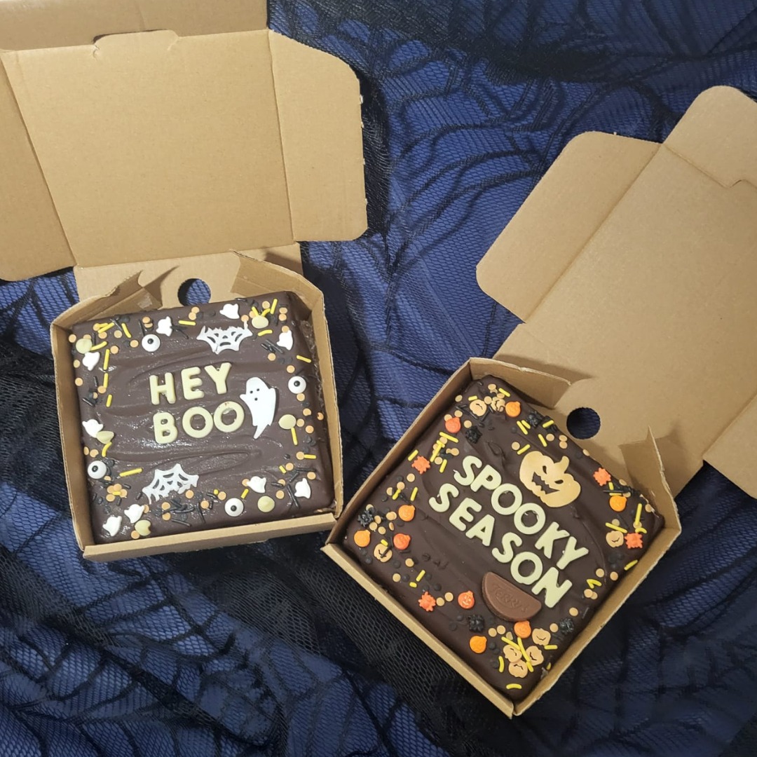Its spooky season!
Introducing some smaller brownie slabs which are available to order, just send us a DM!