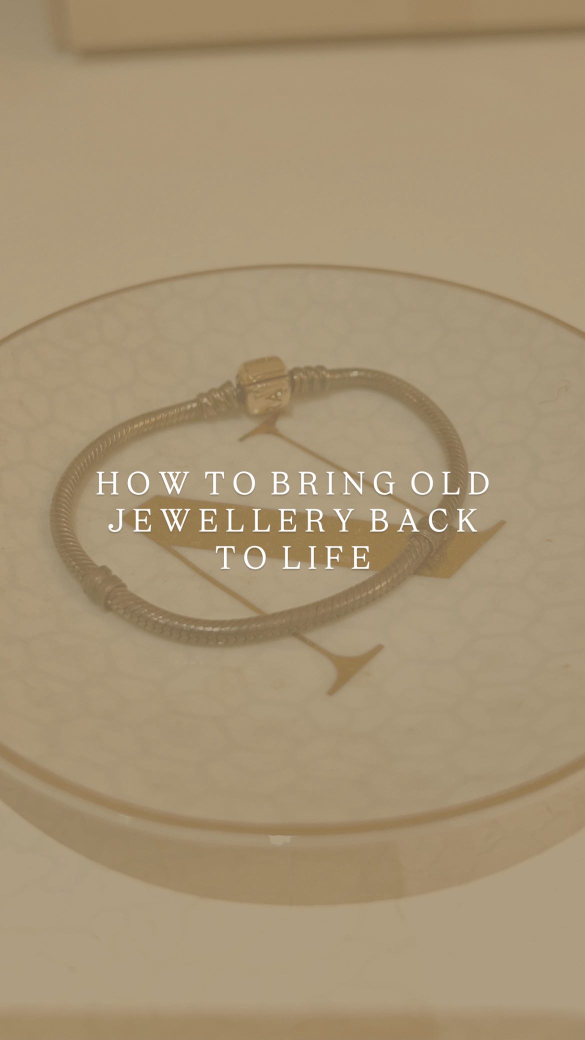Let’s talk about tarnish!
If your Sterling Silver jewellery is looking a little dull or darkened, don’t worry — it’s completely natural. Tarnish happens when silver reacts with oxygen and sulphur in the air, creating a thin layer of oxidisation on the surface.
The good news? It’s super easy to bring your silver back to its beautiful shine:
💧 Use a silver cleaning solution for a deep clean
🪞 Gently buff with a silver polishing cloth to remove tarnish
🧼 Or try a mild home method, like warm water, dish soap and a soft cloth or bristle brush for a light refresh
Want to prevent tarnish? The best trick is to wear your silver permanently!
When worn permanently, your skin’s natural oils help protect the metal and slow down oxidisation — meaning your jewellery stays brighter for longer.
So don’t save your silver for special occasions — let it shine every day!
#permanentjewellerynorwich #JewelleryCareTips #mumlife #mumhacks