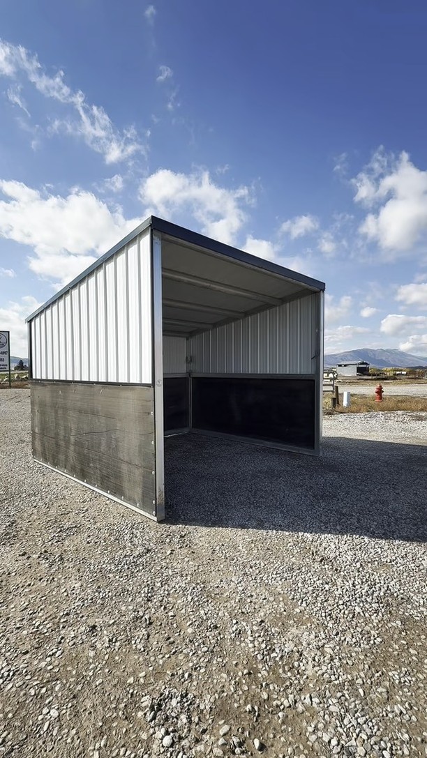 The Rancher isnโt just built tough โ itโs built to stand out.
#PTIStockYard #premium #livestock #shelter #TheRancher