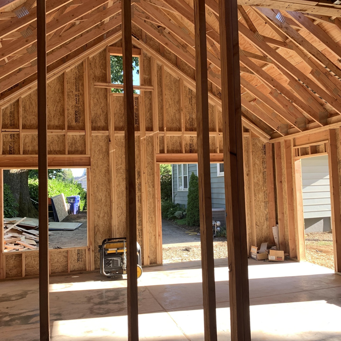 Under construction - a 599 SF 1 story accessory structure located in Milwaukie, Oregon. This design focused on lots of natural light and high ceilings. It will be perfect for its use as an artist studio!
#Architecture #residentialdesign #accessorystructure #ADU #DADU #familybusiness #residential #studio #artiststudio #naturallight #highceilings #sunlight #pnw #milwaukieoregon #oregon #pacificnorthwest #homes #textiledesignstudio #art #design #makerspace