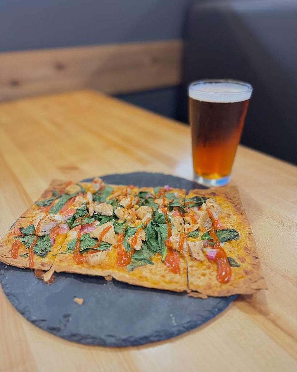Rainy afternoons have us dreaming about the Buffalo Chicken Flatbread and the Schell’s Oktoberfest—on tap for a limited time. See you soon? 🧡