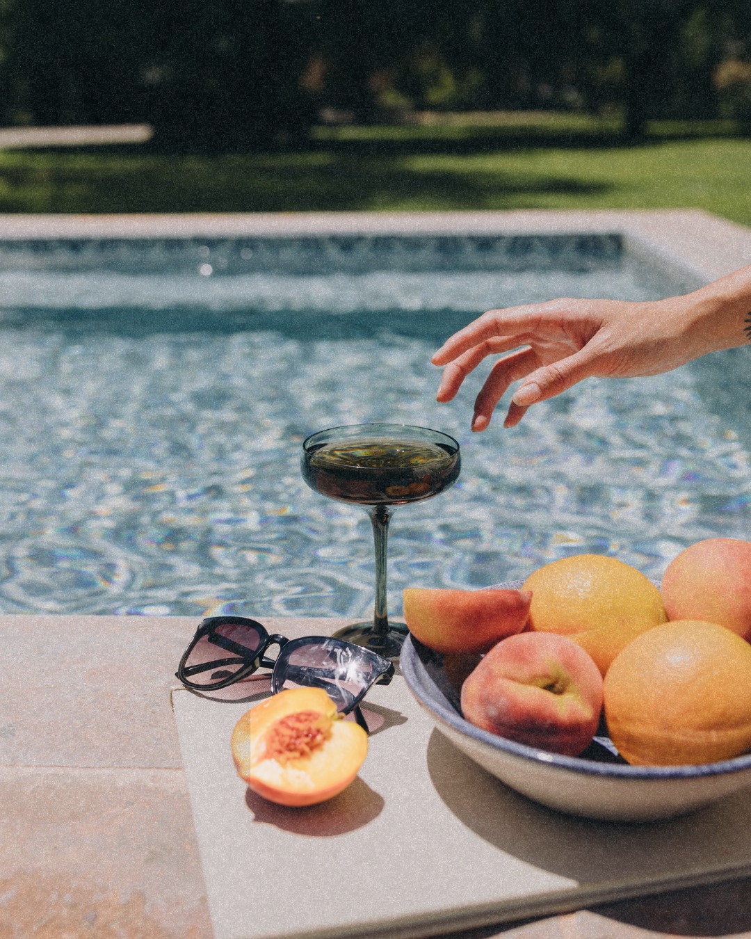 Make It Easy to Buy
Attention is fragile — if your checkout is clunky, you’ll lose the sale. From Instagram to cart to checkout, every step should feel seamless.
Make it easy to reach you: clear links in bio, shoppable posts, quick replies to DMs, and mobile-friendly pages. The easier it is to reach your product, the easier it is to buy it.
👉 Your reach doesn’t just come from visibility — it comes from removing friction so customers can act on their interest instantly.
#EcommerceTips #SmallBizSuccess #ShopifyStore #CustomerJourney #SmallBusinessTips