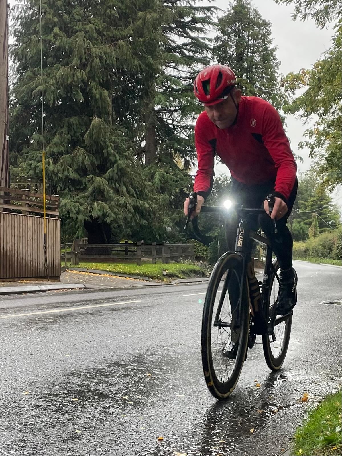 A fantastic well done to all the members who came out in not terribly appealing conditions today, to take on the clubs hill climb and freewheel captains challenge event.
Our 2025 winners for the hill climb are Lisa and Jake! 💥
And the winners for the freewheel are Kirsten and Mark!
A big and wet thank you to all our volunteers and supporters for making it all happen.
Another great club event! See you next year 😉 #hillclimb #freewheel #sundayfunday #cdrc #clevedonanddistrictroadclub #clublife #cycling #type2fun #captainschallenge