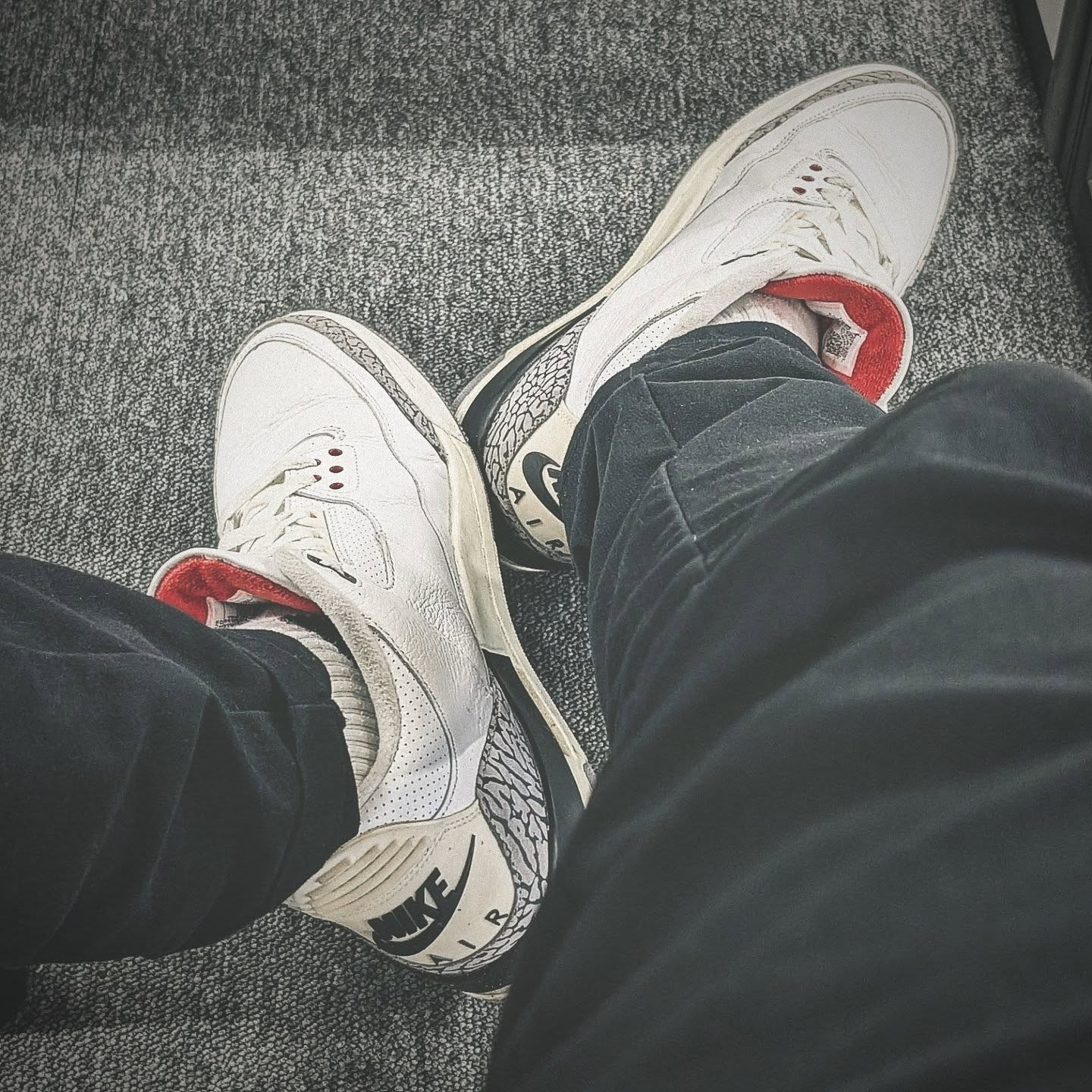 Reimagined 🐘
#nike #nikeair#airjordan #whitecement3s