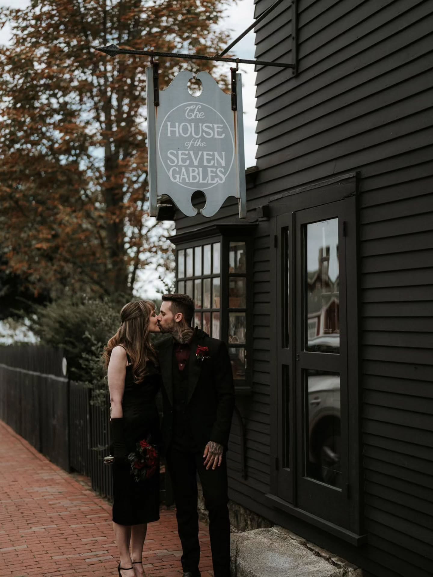Part 2! I'm obsessed with these incredible wedding day portraits by @paulrobertberman 😍
Frank & Katy traveled from Chicago to say “I Do” at the House of the Seven Gables here in Salem. Effortlessly cool in their signature all-black style, they brought a quiet elegance to the day while still keeping things entirely their own! The ceremony I wrote for them was as unique as their love story: personal vows, a Loving Cup ritual, a passage from "Meditations" by Marcus Aurelius, sweet nods to their three cats, and even references to the Log Lady and "Demolition Man." 🖤✨️💍🍷🍰🖤
💒 @h7gables
📸 @paulrobertberman
🛋 @saleminn
#salemweddingwitch #weddingwitch #witchywoman #salemweddingofficiant #salem #salemma #salemmassachusetts #salemwedding #salemweddings #darkwedding #darkromance #smallwedding #intimatewedding #rocknroll #officiant #weddingofficiant #wedding #weddings #weddingceremony #ido #tildeathdouspart