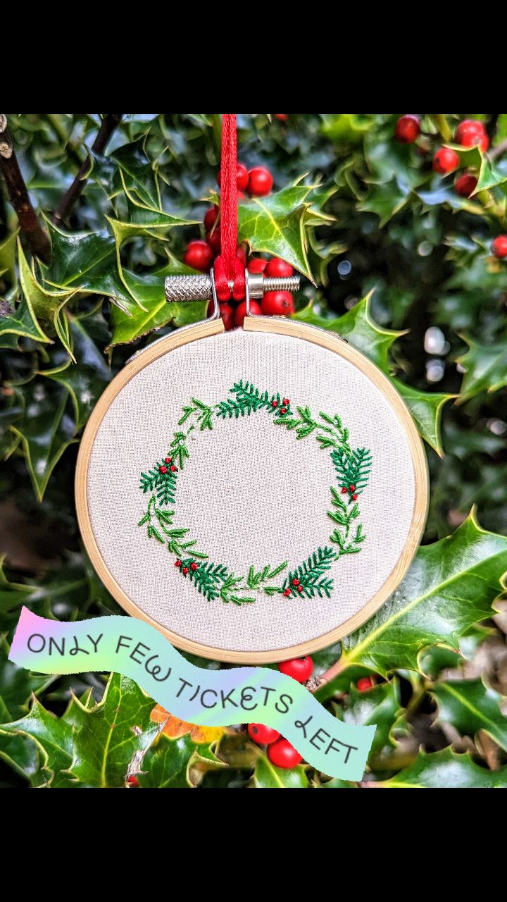 Christmas Embroidery Classes online and at Hampton Court Palace.
Limited spaces available so be quick before they sell out!
Booking link in bio
#embroideryinstaguild #embroideryclass #embroideredchristmas #wreath #candycane #Christmasdecs