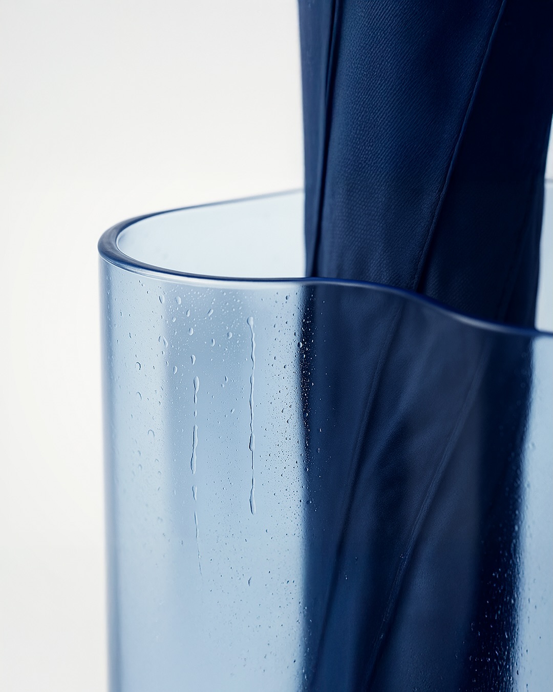 Here’s my submission to the @designwanted call contest to rethink an umbrella stand. ☂️
Bloom is an umbrella stand that proposes a new approach of seeing an everyday object that we often use to hide or prevent the mess of water entering into a space. Sometimes it just isn’t about preventing or hiding a mess, but letting it transform itself. It’s like what we experience with emotions as human beings, there are some emotions that arrive to our bodies, and we can decide if we want to hide them, to contain them, or just simply show them and let them pass. The concept of the product is an analogy to it, of how we can show the “mess”, and let him pass. It’s an invitation to bloom, to grow up, to transform itself and evolve.
Bloom shows the presence of water thanks to an hidrochromic coating in the inside of the main body, and when humidity is gone the product returns to its normal transparency. It’s a functional product that works for long and short umbrellas thanks to its high density silicone base. 💦
Let me know what you think!!
#productdesign #umbrellastand #designwanted #designobject