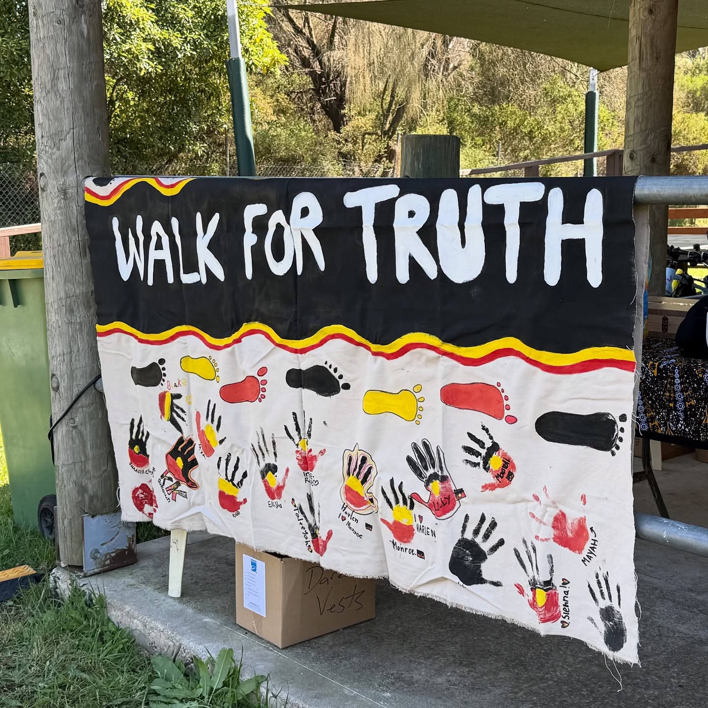Such an honour to be a part of the @darebincouncil Schools Yarning Conference dancing with students from over 20 schools for the 4th year in a row.
The responses to Uncle Bill Nicholson’s questions about Wurundjeri Country and language and awareness of truth telling and treaty from @travis__lovett yarns and walk gives so much hope for a future of bright, compassionate, aware and inclusive leadership 🫶🏽
Shout out to all the organisers at Council and incredible teachers for their tireless work for the next generations 🌟