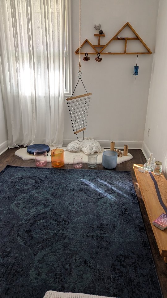 Before anything else — we listen.
This is the sound of the ocean drum which you'll hear at my Restorative Sound Bath on Saturday, October 25 at 7:30 p.m. at @modoyogaetobicoke
You can register through their app or website.
If this is calling to you, please come. I’d love to share this time with you. 🤎