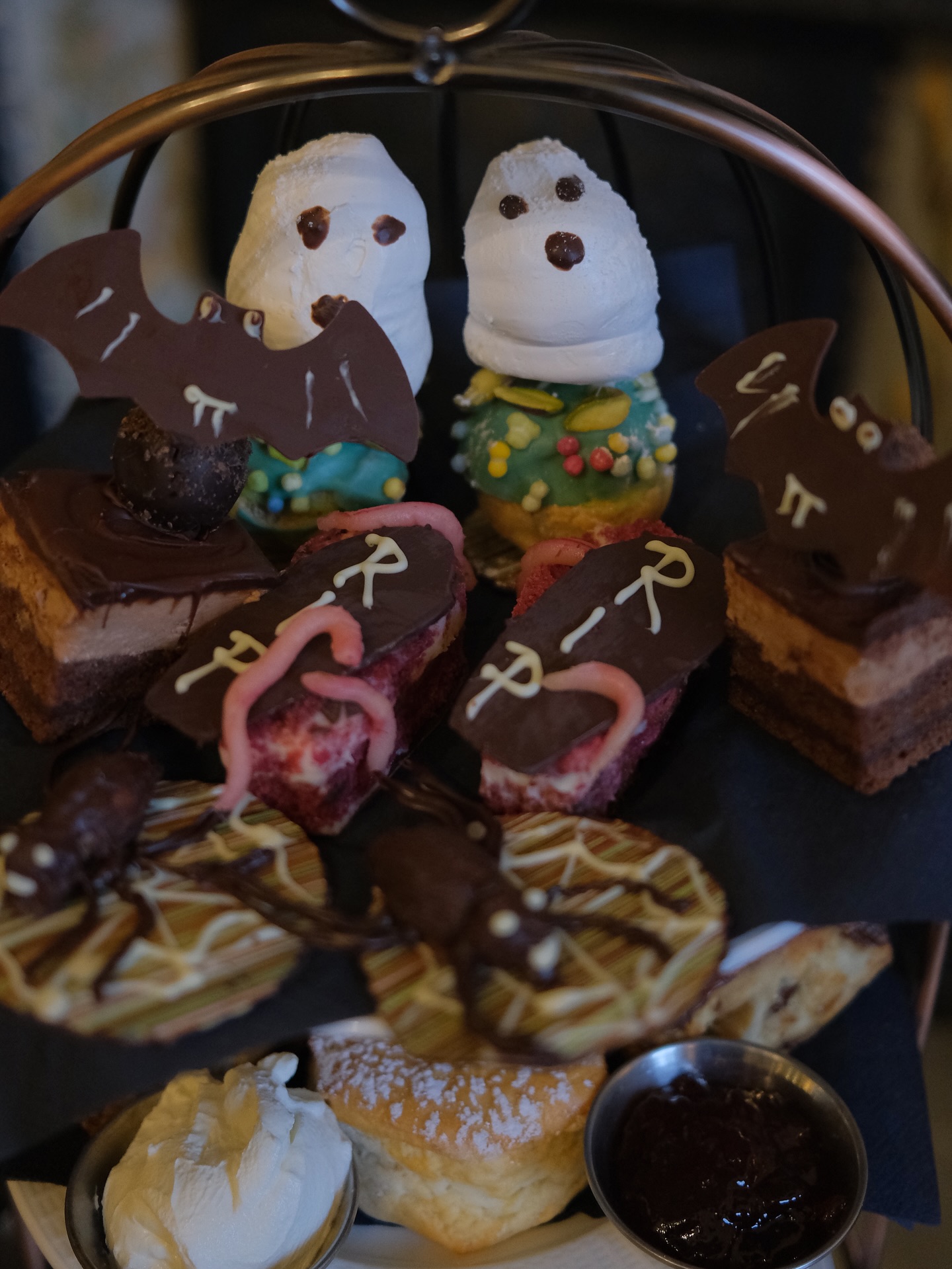 No tricks, just treats 👻
Sink your fangs into our dead velvet nightmare cake and vampire blood orange posset 🧛🏼♀️
Indulge in our delightfully spooky twist on a classic afternoon tea. Savour a selection of finger sandwiches, freshly baked homemade scones and eerie-sweet treats.
Available from 25th October - 2nd November 2025, served Tuesday - Sunday 2:30pm - 5:00pm 🎃
#halloween #afternoontea #sweettreats #spooky #cambridge