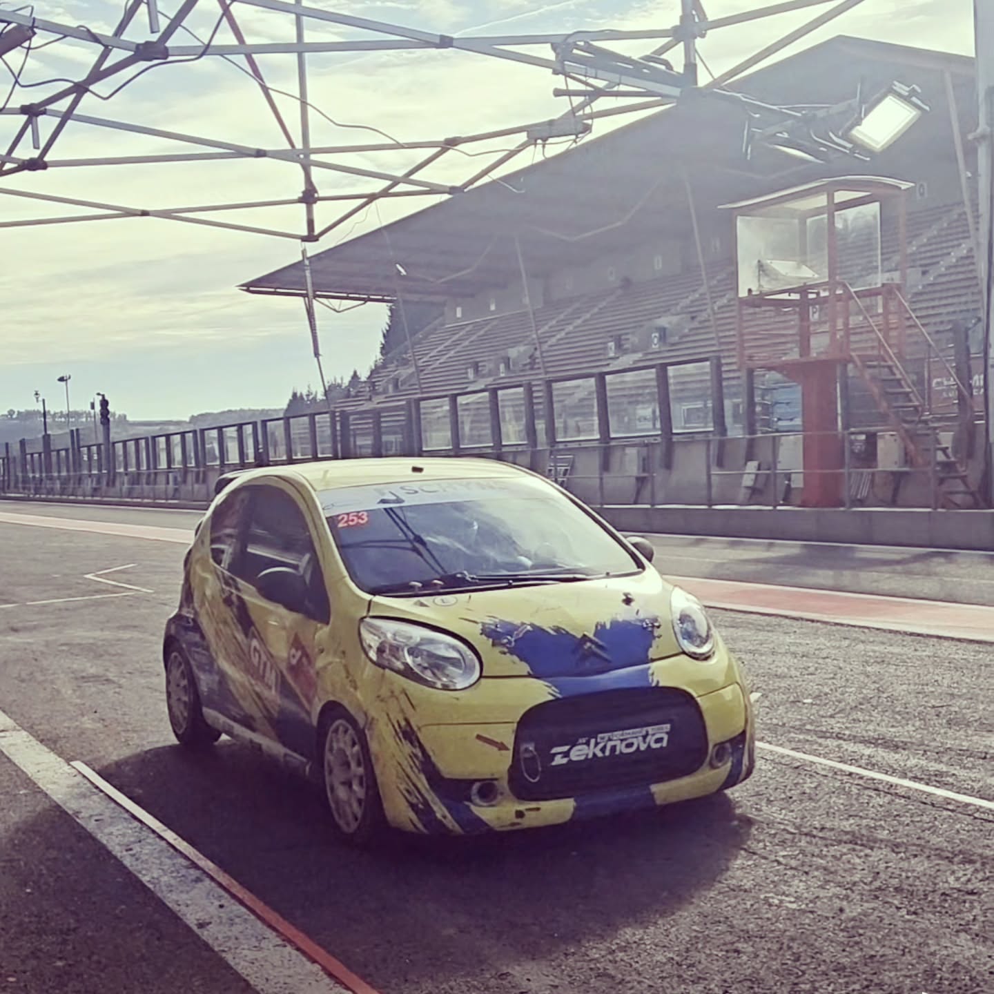 What a weekend, what a race! Fierce battles on track, a friendly atmosphere in the paddock.
It was great to be part of the @c1.racingcup @pk4fun_racing_team family for the 24h 2cv/C1 cup. We finished 14th out of 66 C1 Cup cars and 25th out of 109 competitors overall.