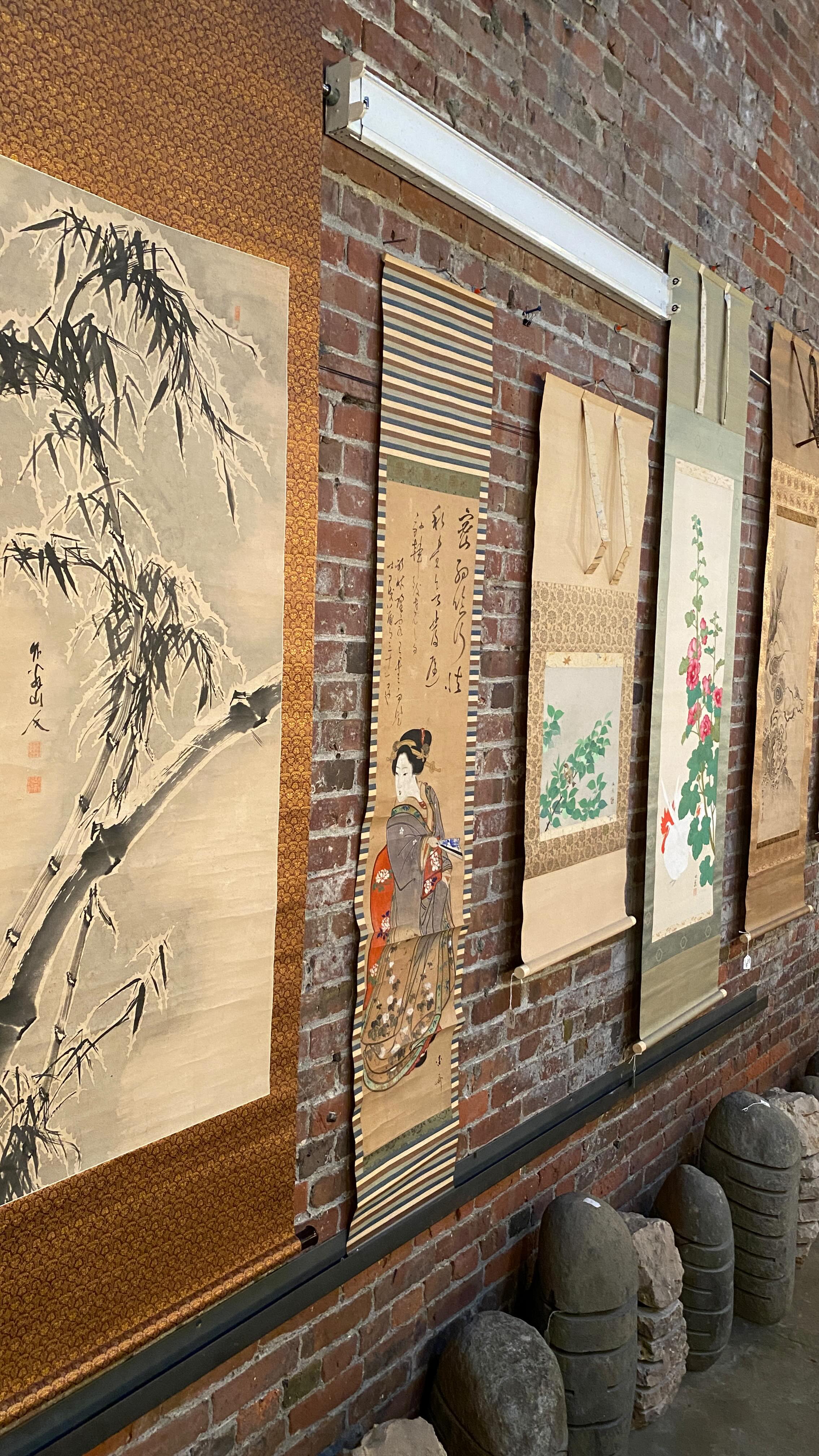 Kyoto Art and Antiques
Now through November 2
11:00 - 6:00 every day
5840 Airport Way South
In Georgetown
kyotoartandantiques.com
New stock added daily
#kyotoartandantiques
#japaneseantiques