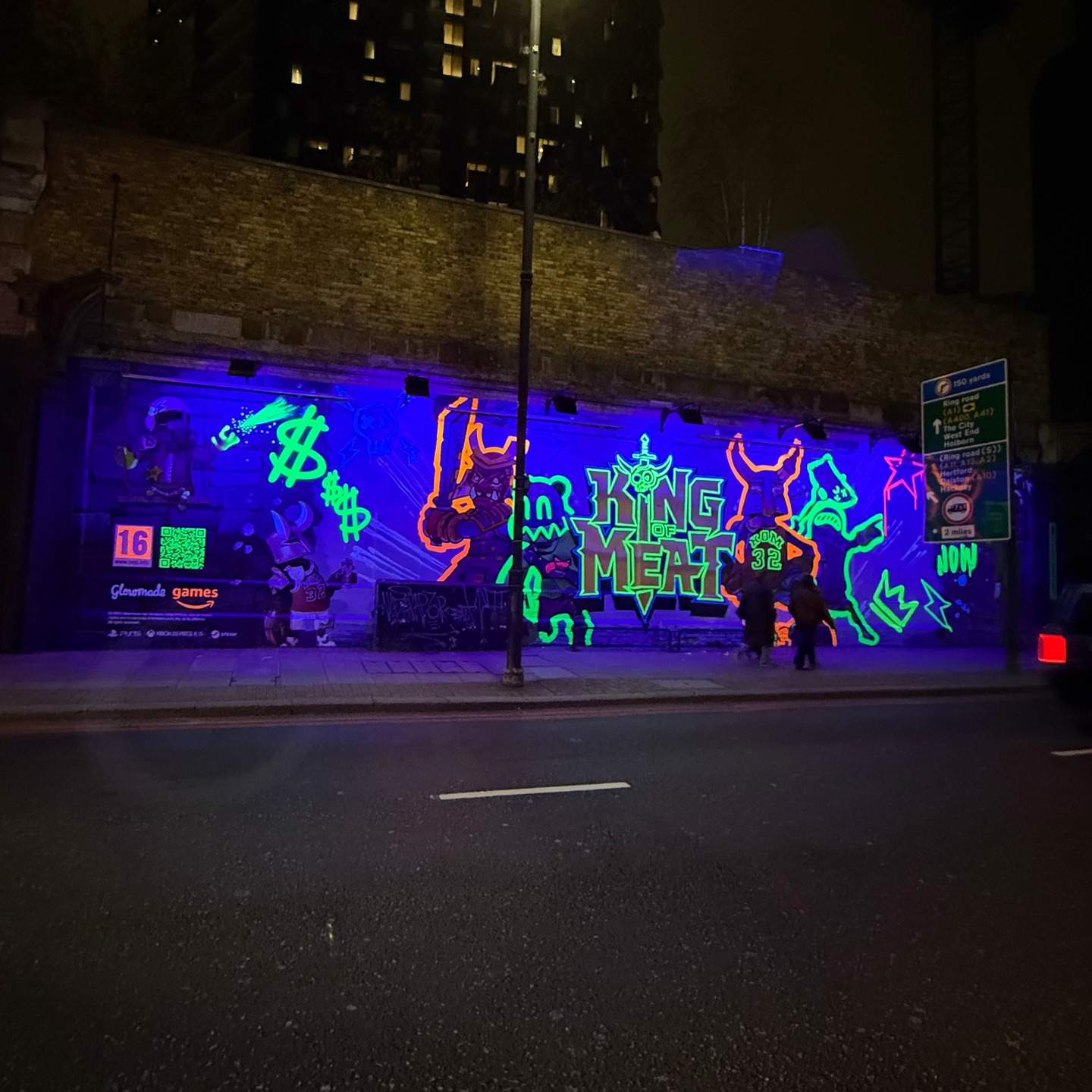 A commercial graffiti by Amazon, but nevertheless a real eye-catcher - GLOWing in the dark!
(game develped by "https://www.glowmade.com/)
It is promoting amazon´s gaming platform:
https://gaming.amazon.com/home