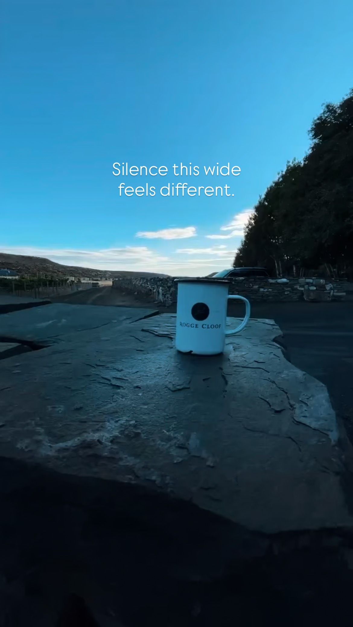 Discover the kind of quiet at Rogge Cloof that resets you.
Where a morning coffee on the stoep feels like time standing still, and the noise of everyday life fades into the background.
The Karoo has its own rhythm, and sometimes the best way to experience it is simply to sit, listen, and let it work on you.
When last did you give yourself the gift of complete silence?
#luxuryecotravel #darkskyreserve #travelsouthafrica #karoo #karoolife #karooaccommodation #hikingadventures #hikingsouthafrica #cheetahconservation #cheetah #sustainabletravel #stargazing #astrophotography #sutherland #astronomylover #wideopenspaces #natureescape #nightphotography #nightsky #astronomy #thisissouthafrica